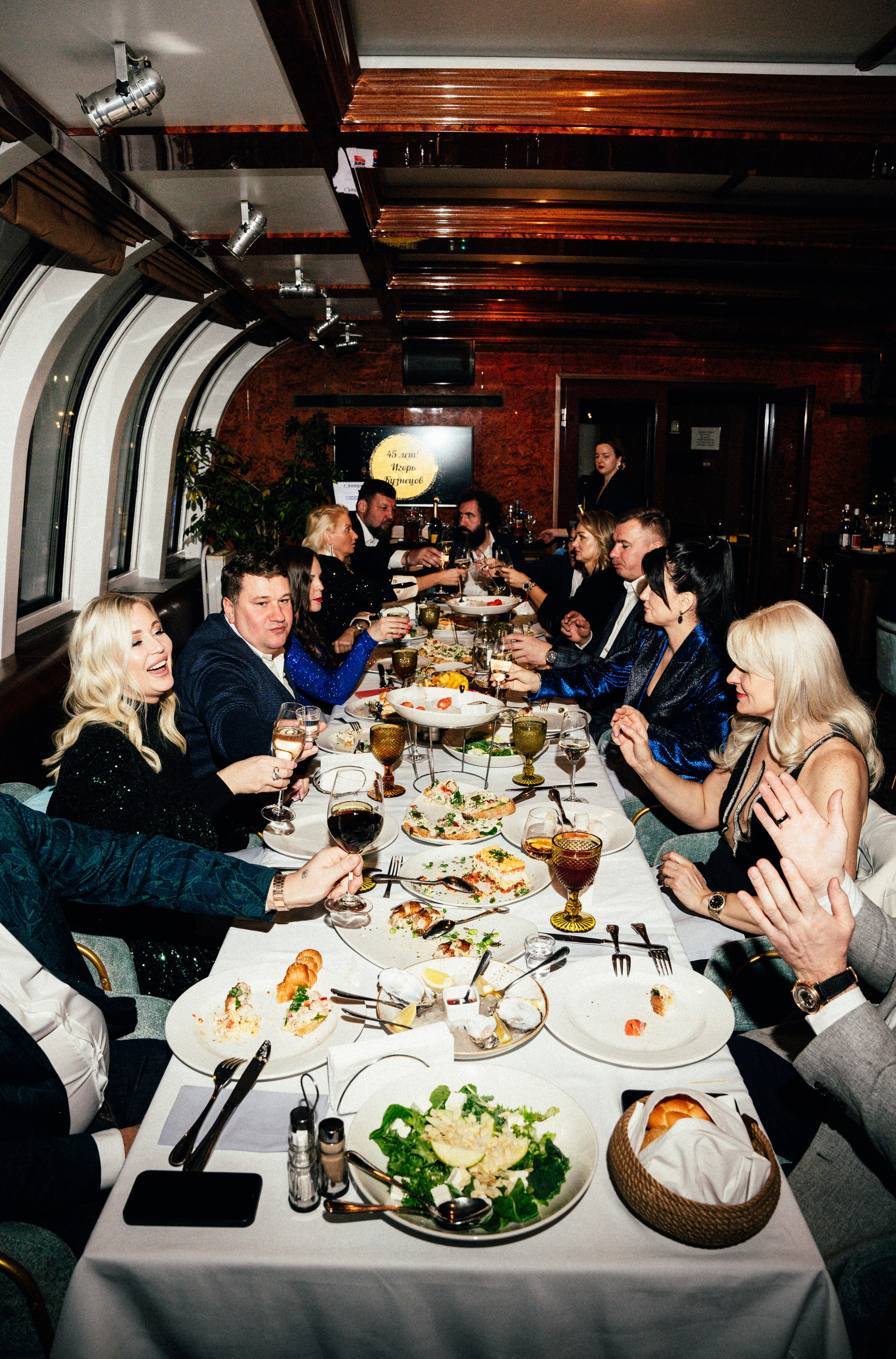 Корпоратив Erwin Река. Портретный и репортажный фотограф