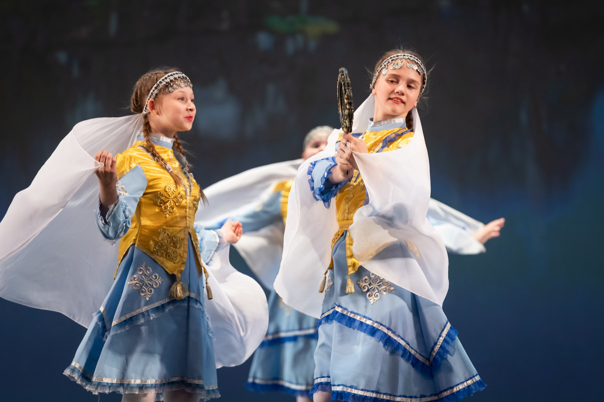 15 сентября, концерт БКЗ. Золотое яблочко