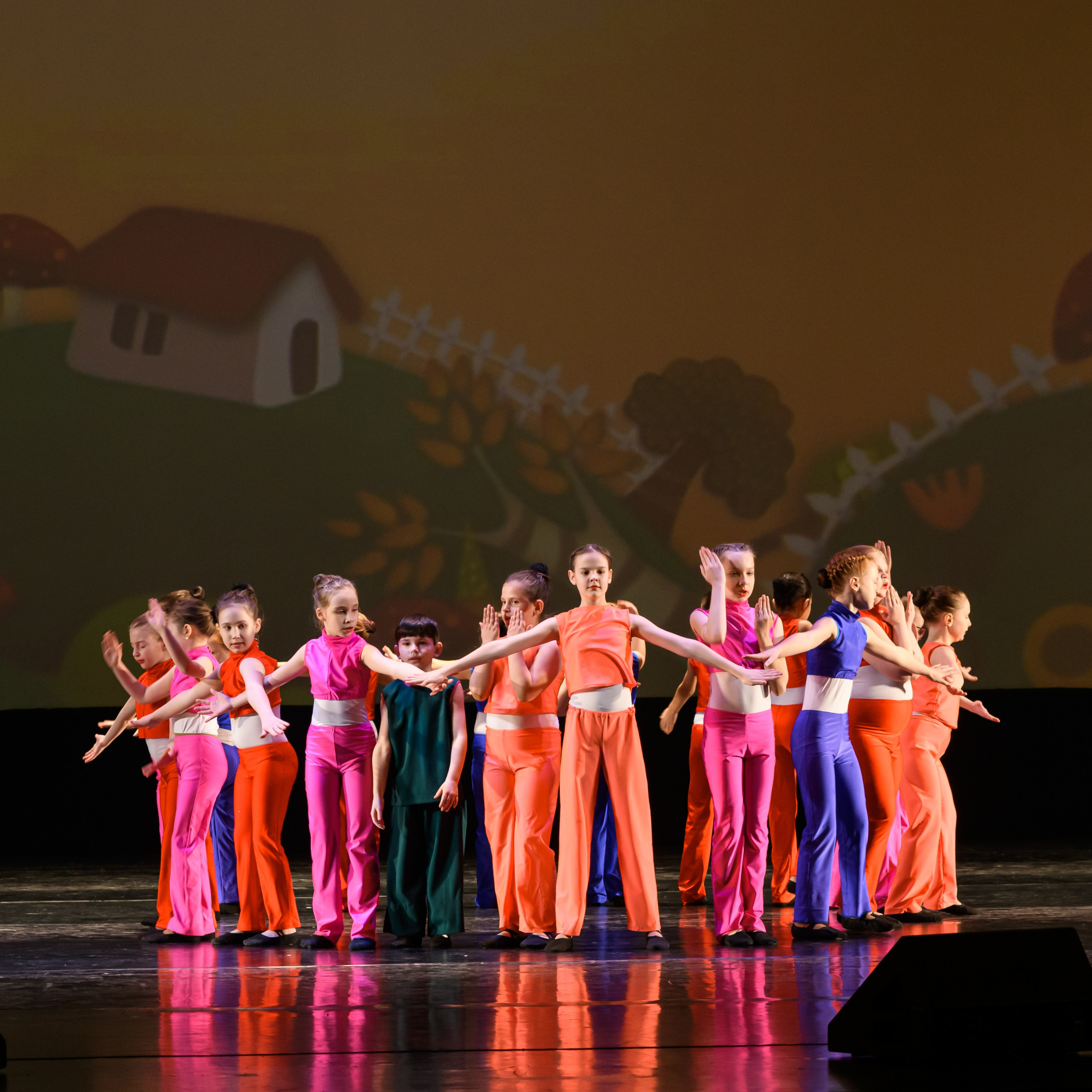 23 апреля, часть 2, БКЗ Октябрьский, г. Санкт-Петербург. Золотое яблочко