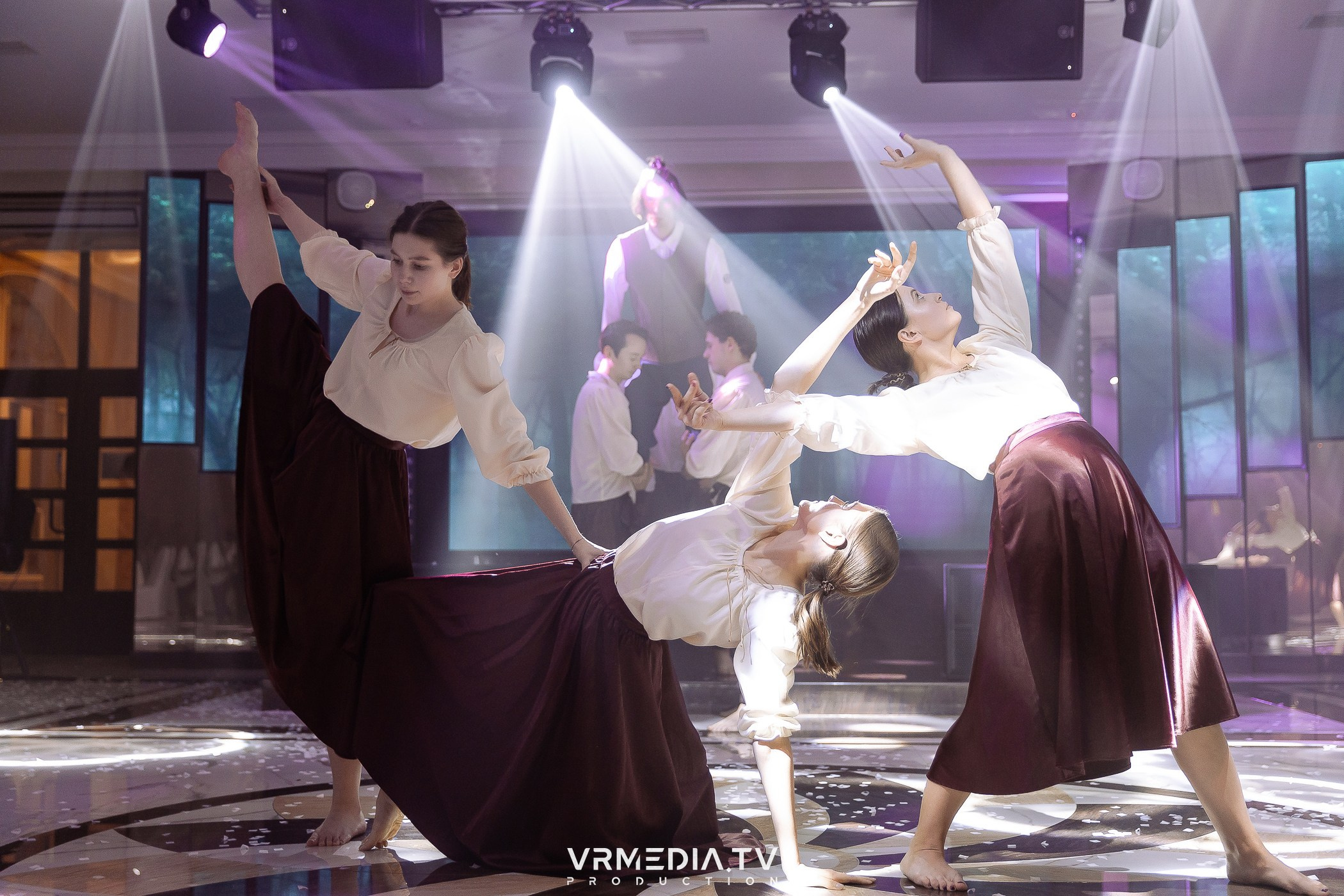 Новогодний вечер в ресторане «Лазурный Берег»