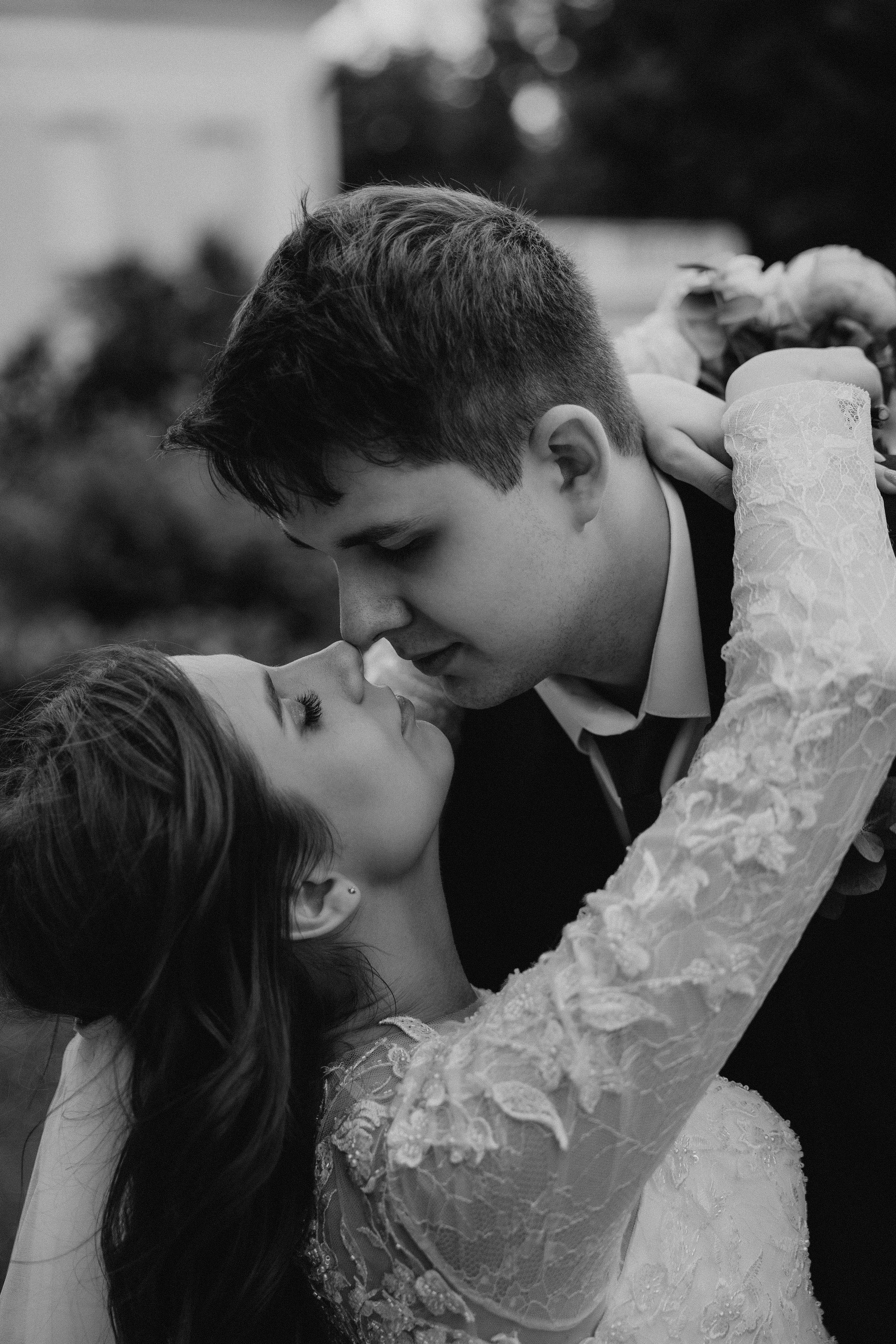 Фотосессия свадьбы Ивана и Александры в парке Горки Ленинские