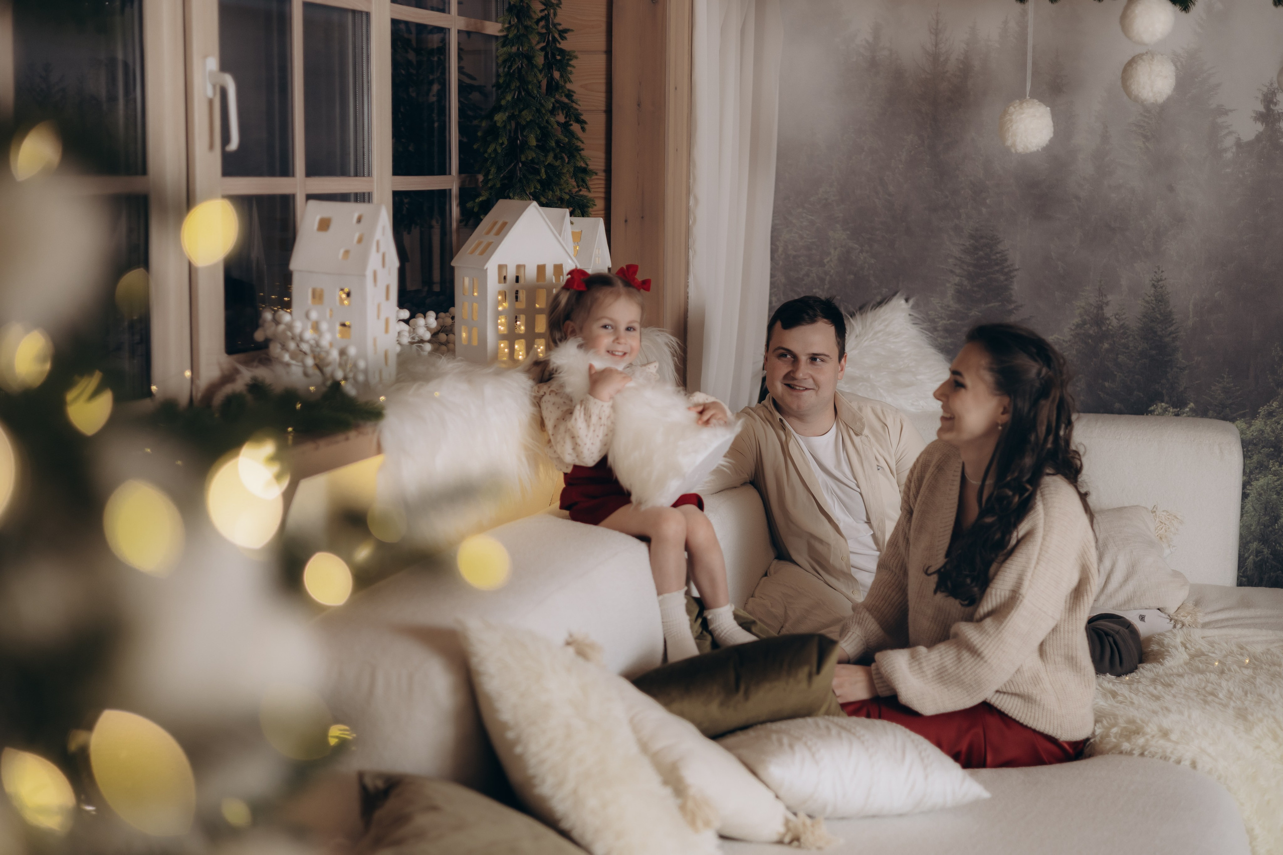 Ирина, Вадим и Милана. Свадебный и семейный фотограф в Новосибирске Дарья Кель