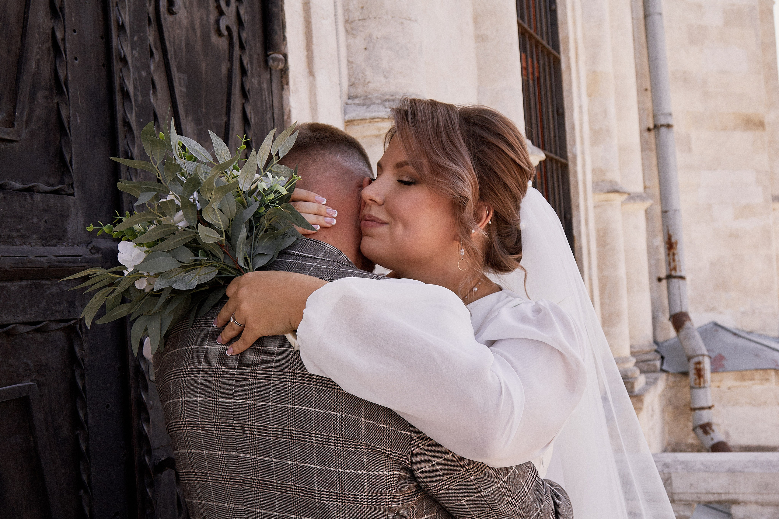 Алевтина и Дмитрий. Владимирский храм. Фотограф лавстори Москва/МО Приятелева Ангелина