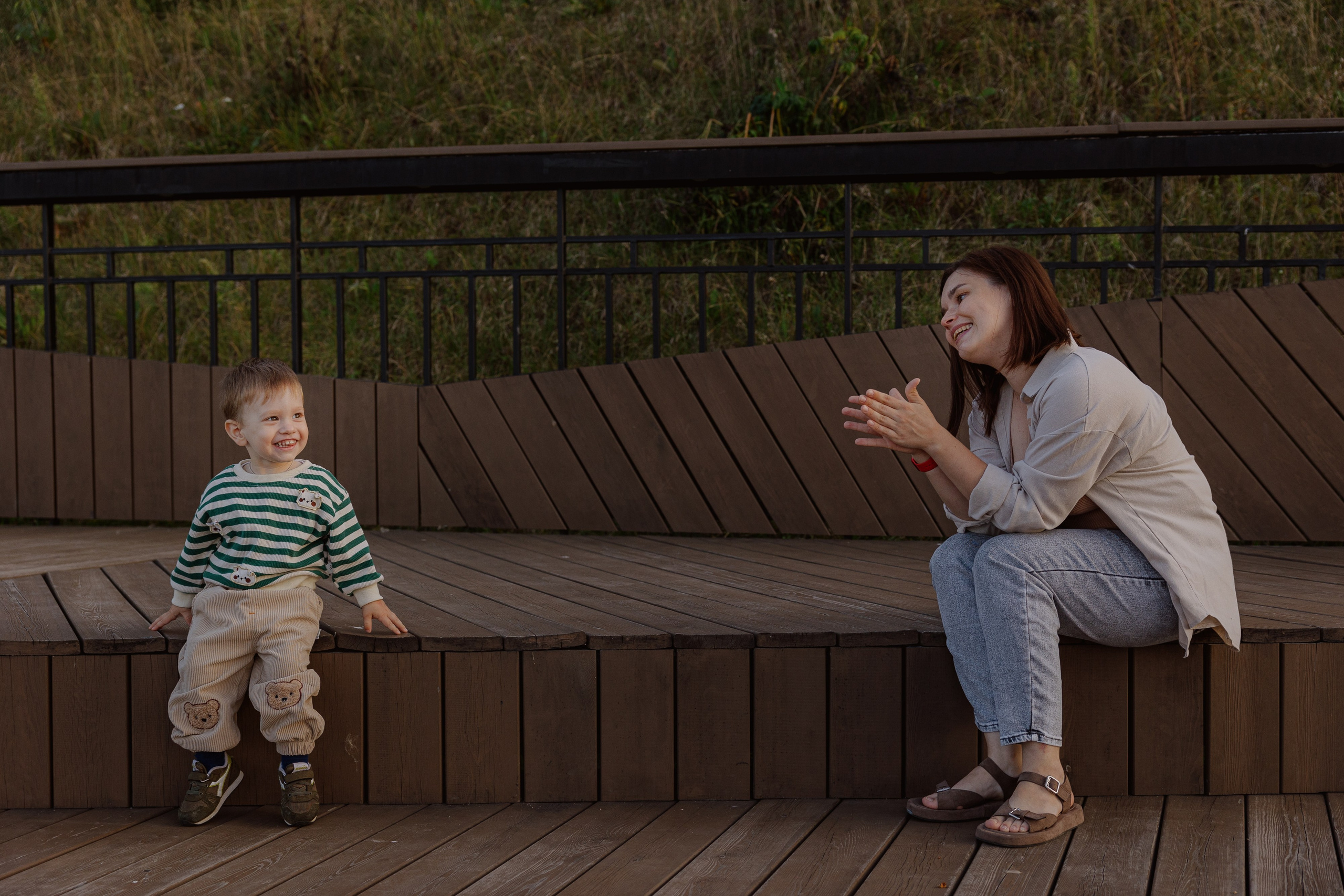 Семейная прогулка на бульваре в Кинешме. Артем Розанов фотограф в Иванове фотограф в Кинешме