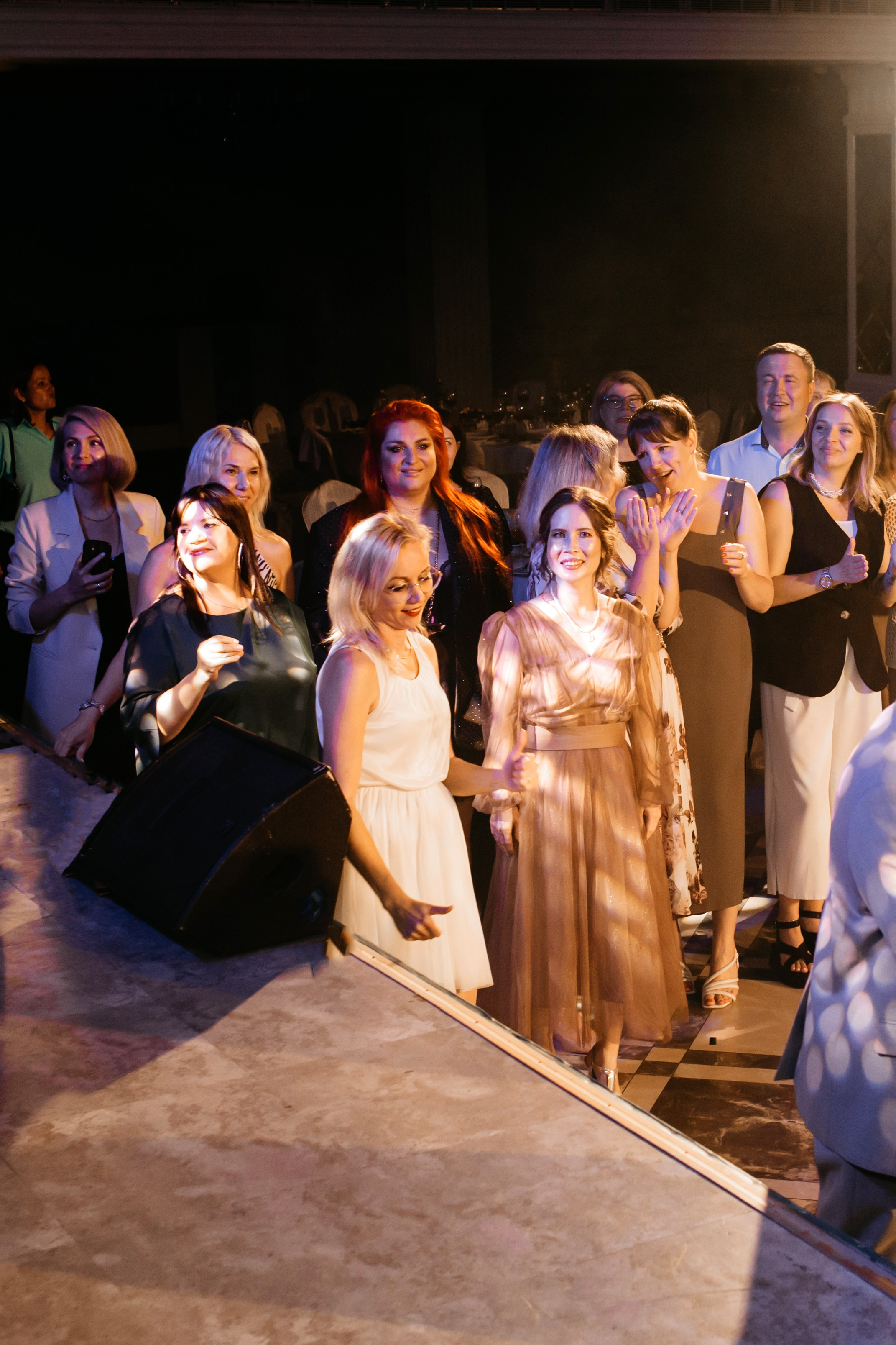 Выпускной 2025 (9класс) 124 школа. Фотограф в Челябинске Ополихина Анна