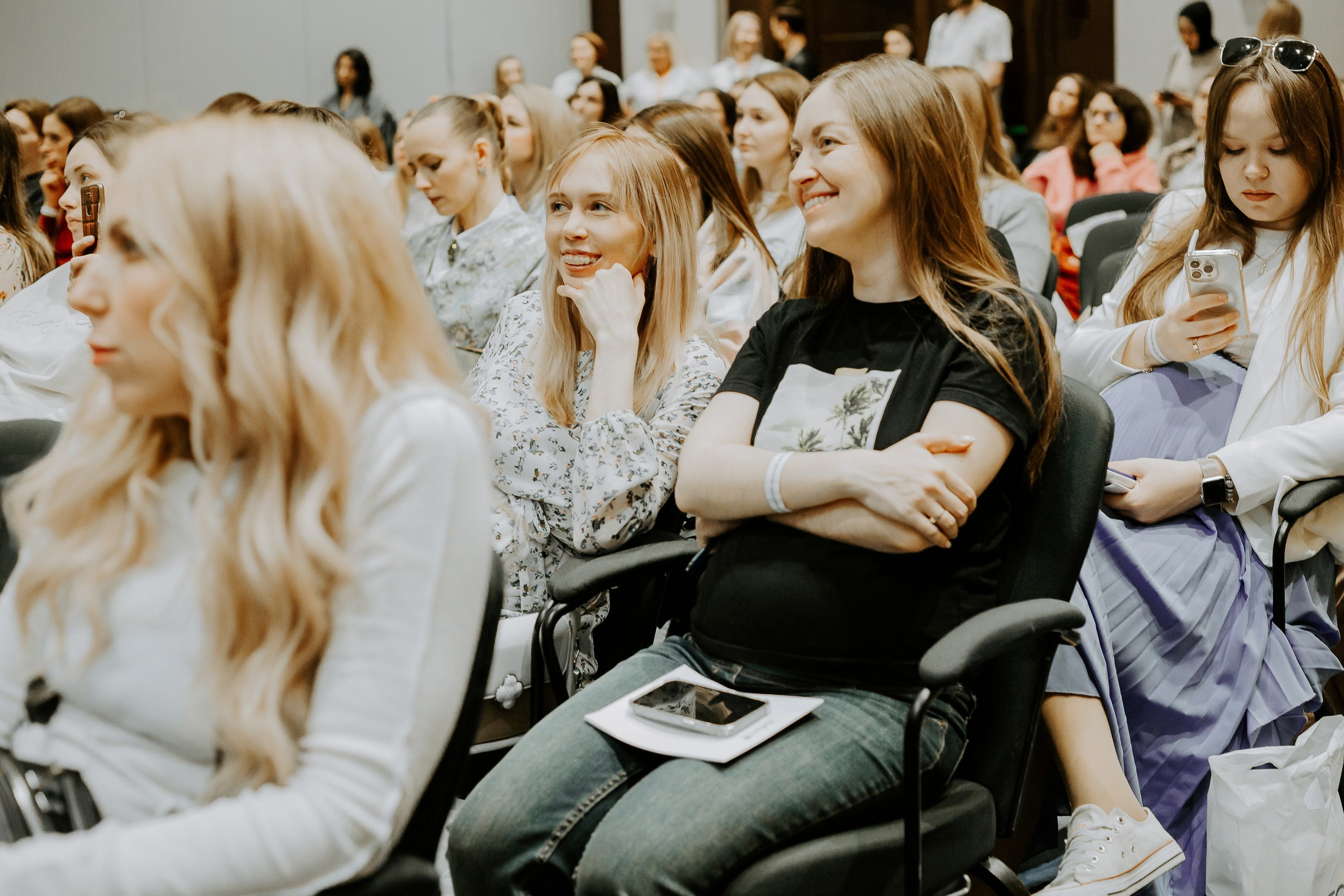 Уральский беременный форум 2024. Фотограф в Челябинске Ополихина Анна