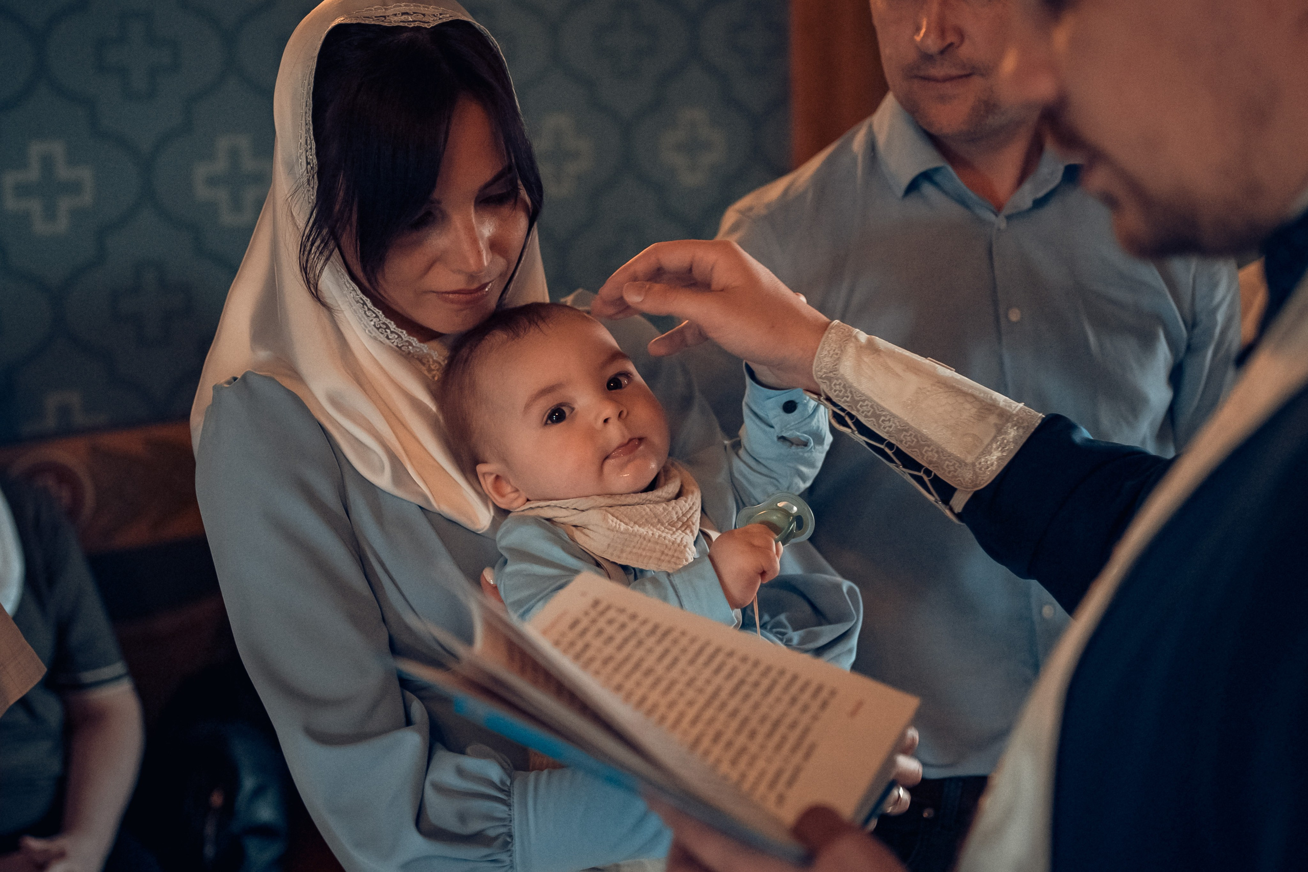 Крещение Михаила, Свято-Троицкий кафедральный собор, г. Саратов. Семейный фотограф в Саратове