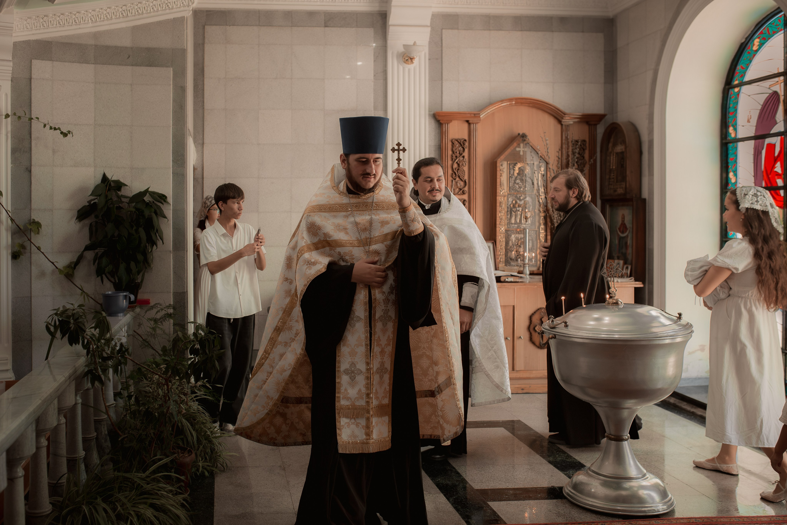 Крещение Нины и Екатерины. Фотограф на Крещение и Венчание в Ташкенте