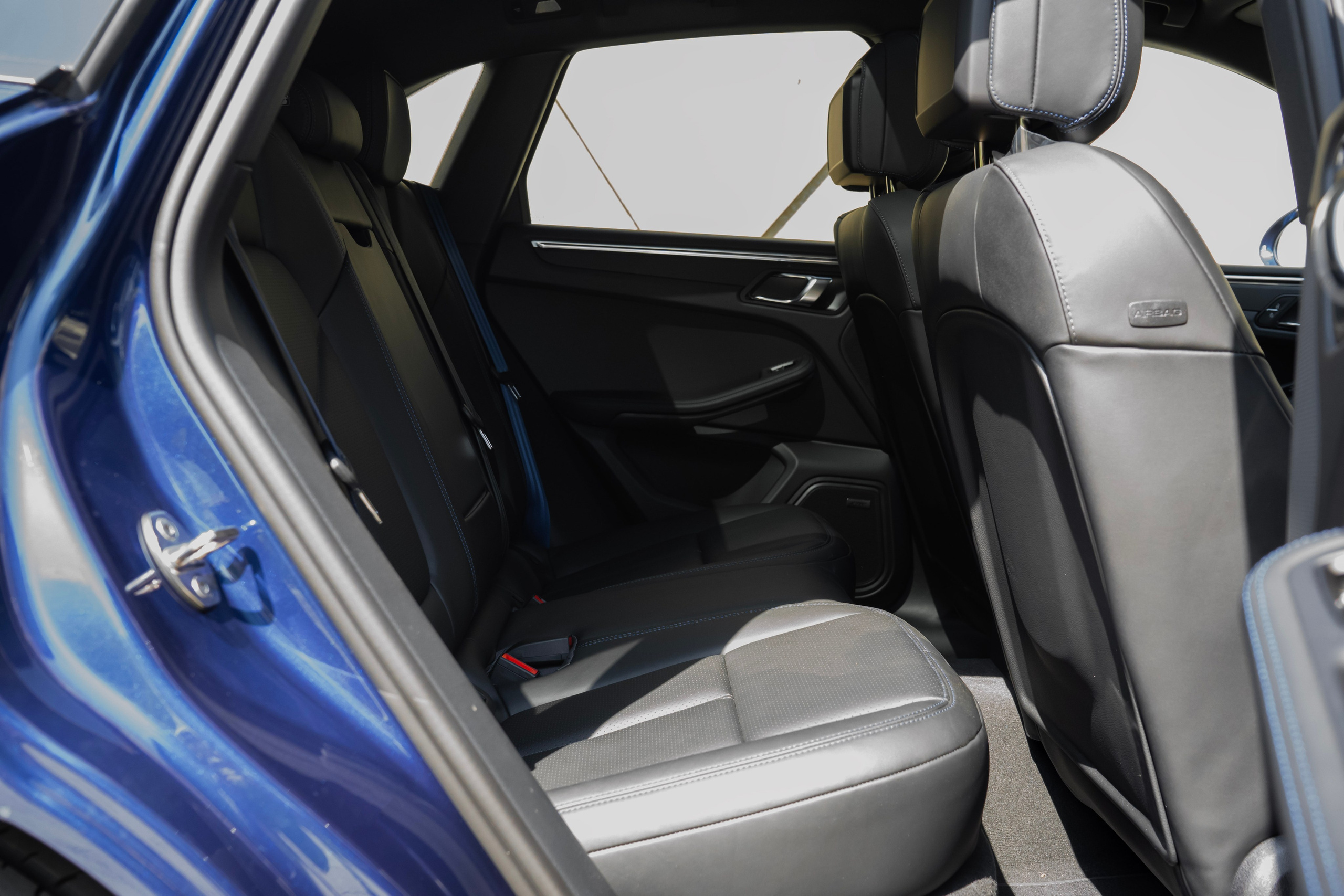 Porsche Macan. Автомобильный фотограф Ногинск Денис Городок