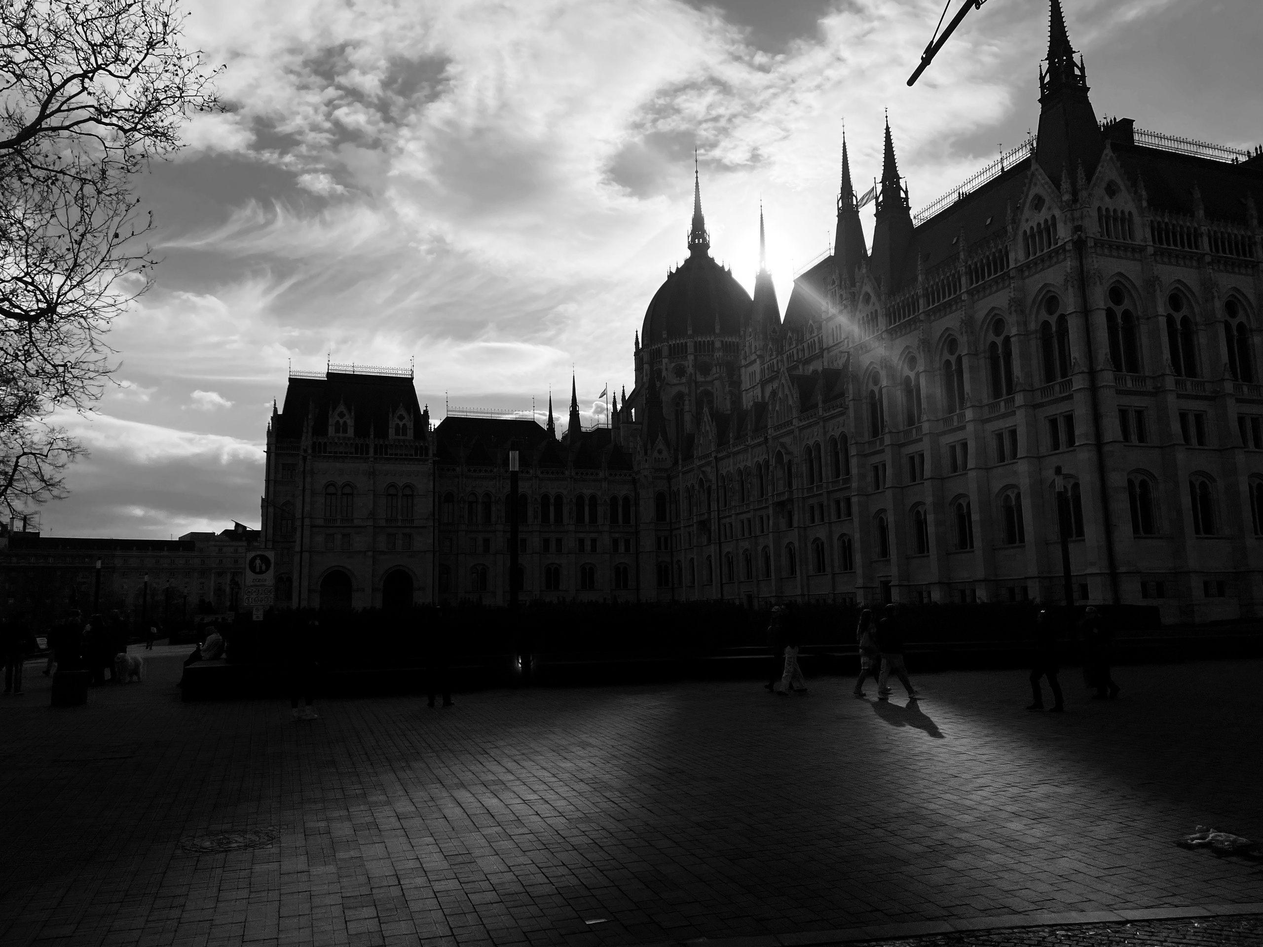 silhouette of the Budapest Parliament