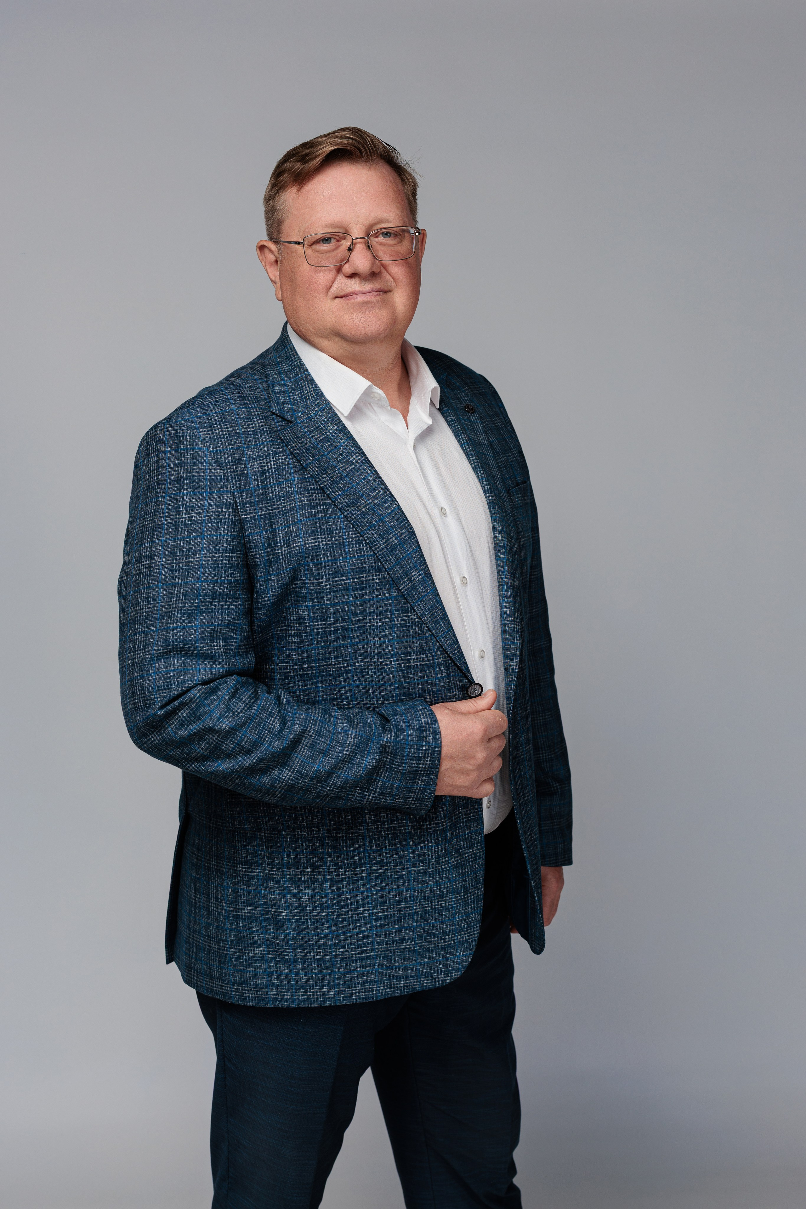 ВМП — портреты сотрудников. Контент для бизнеса в Екатеринбурге Полдень Медиа