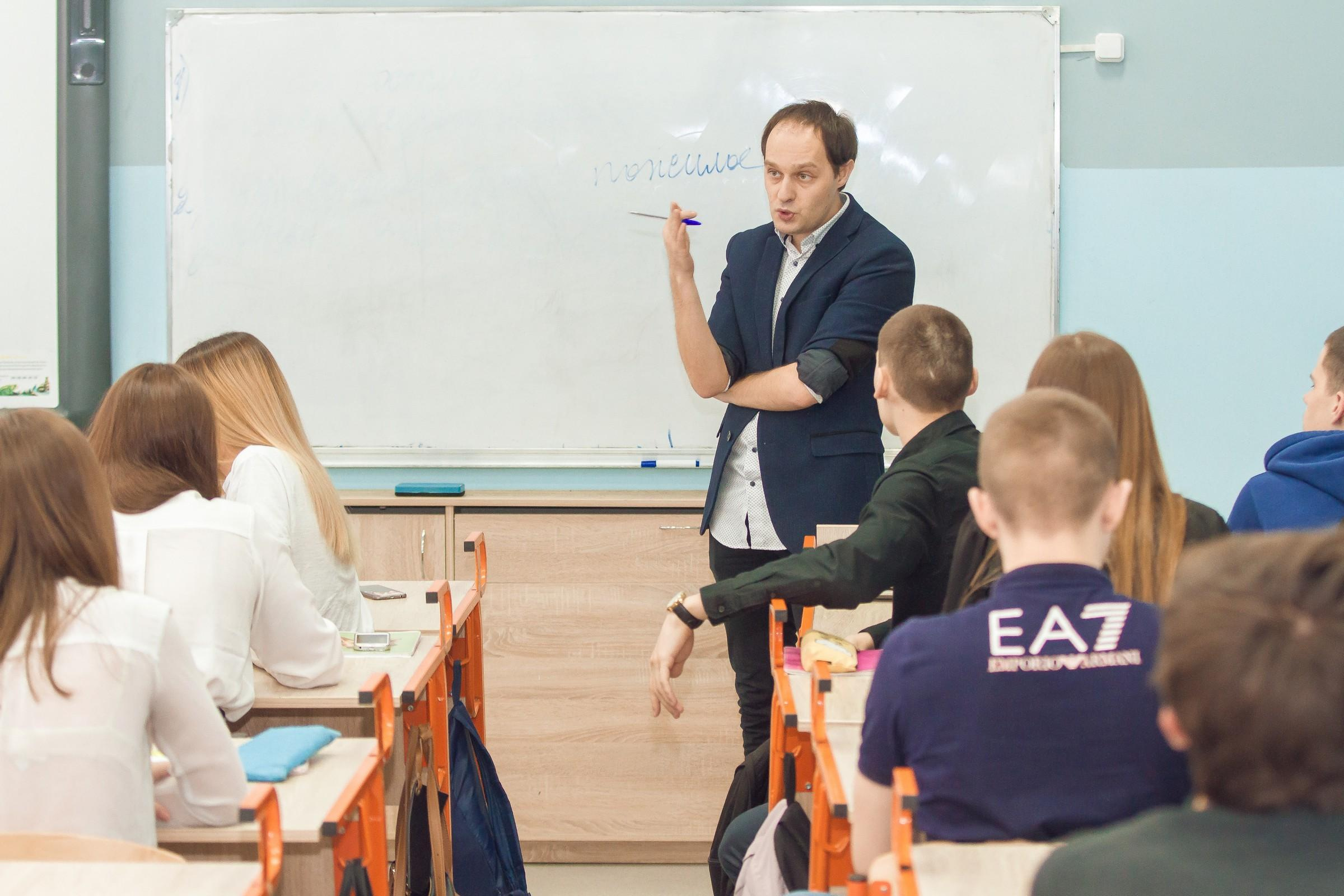 2070 на Коммунарке. Фотограф Алексей Иголкин в Воронеже