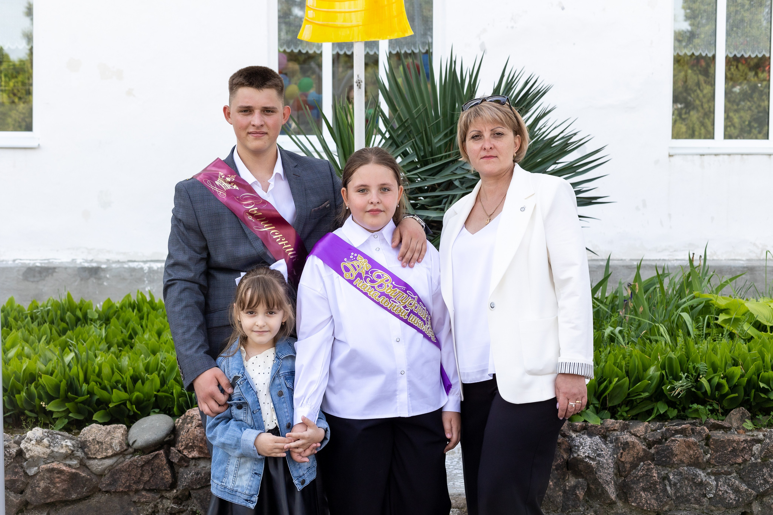 Последний звонок. Выпускные альбомы Майкоп, Краснодар Елена Золотарева