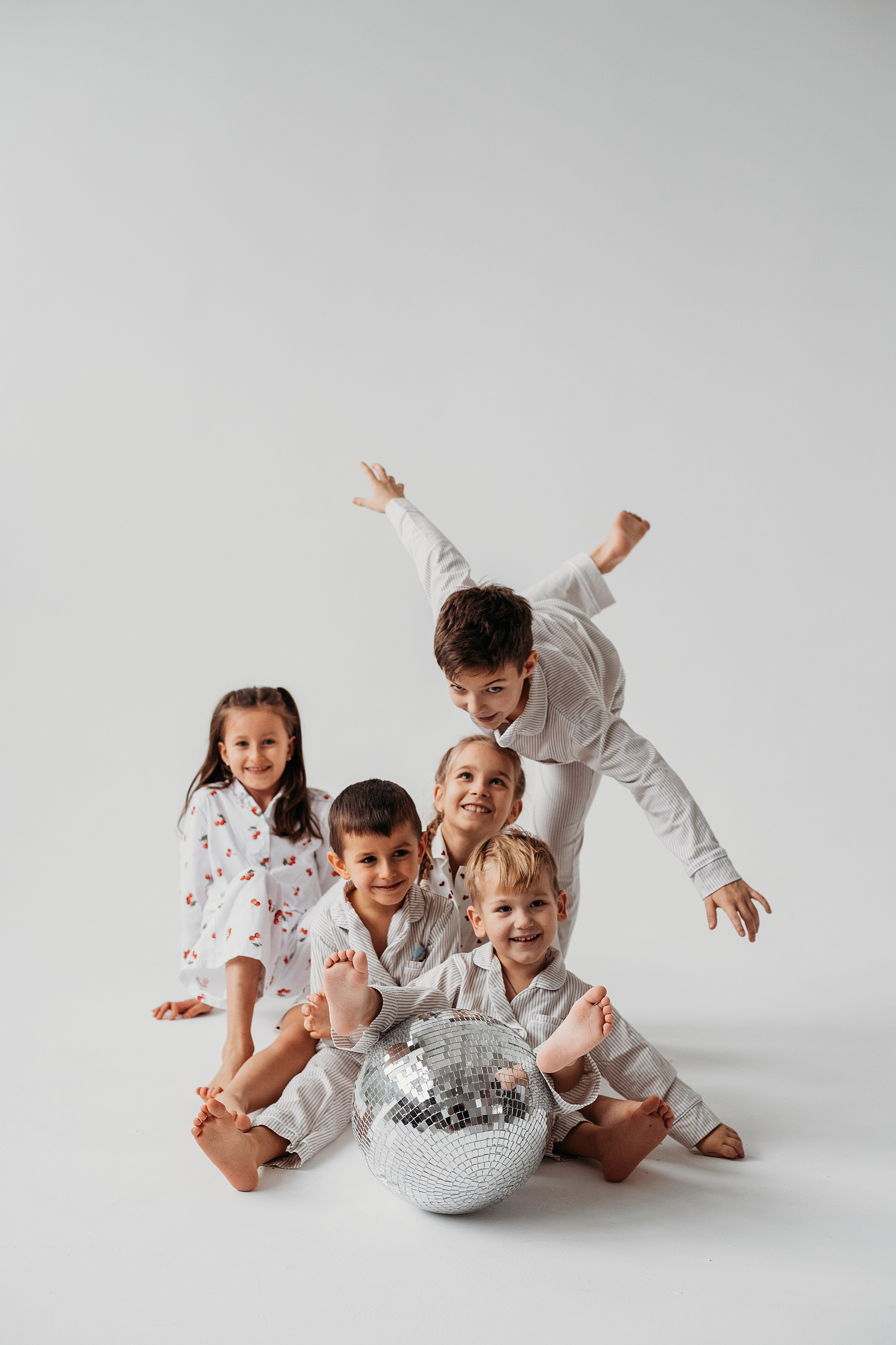 Детки Новый год. Семейный фотограф Москва