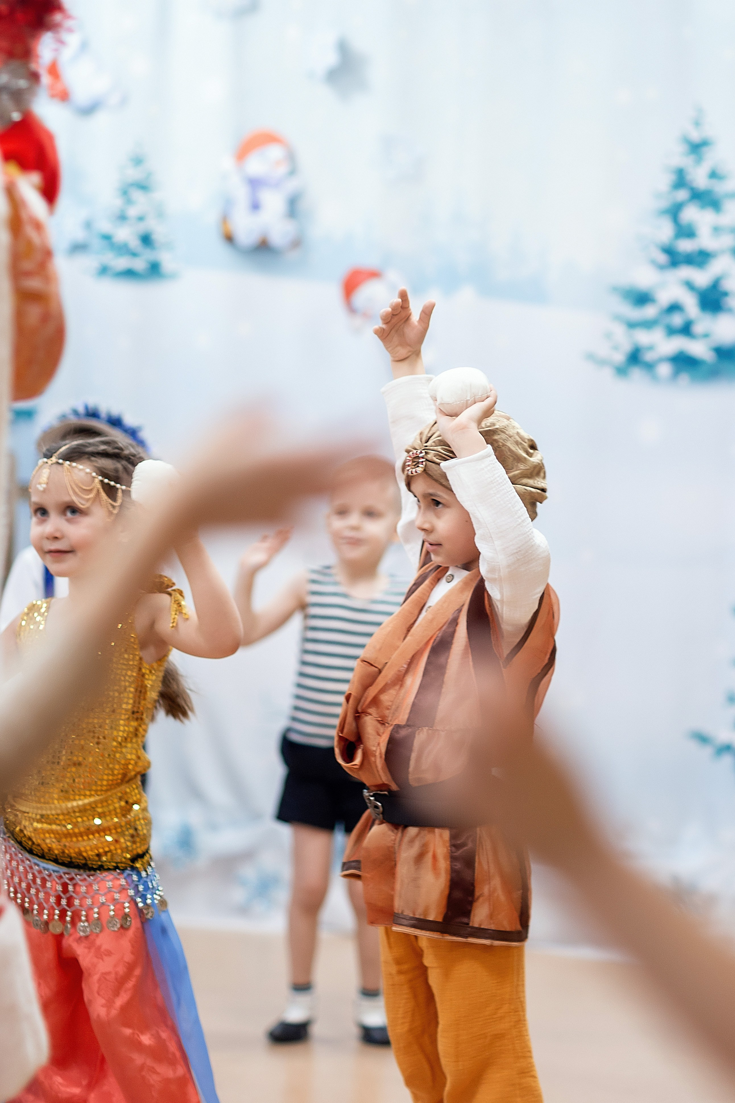 Утренник_"Веселый балаганчик» 2024. Семейный фотограф в Санкт-Петербурге