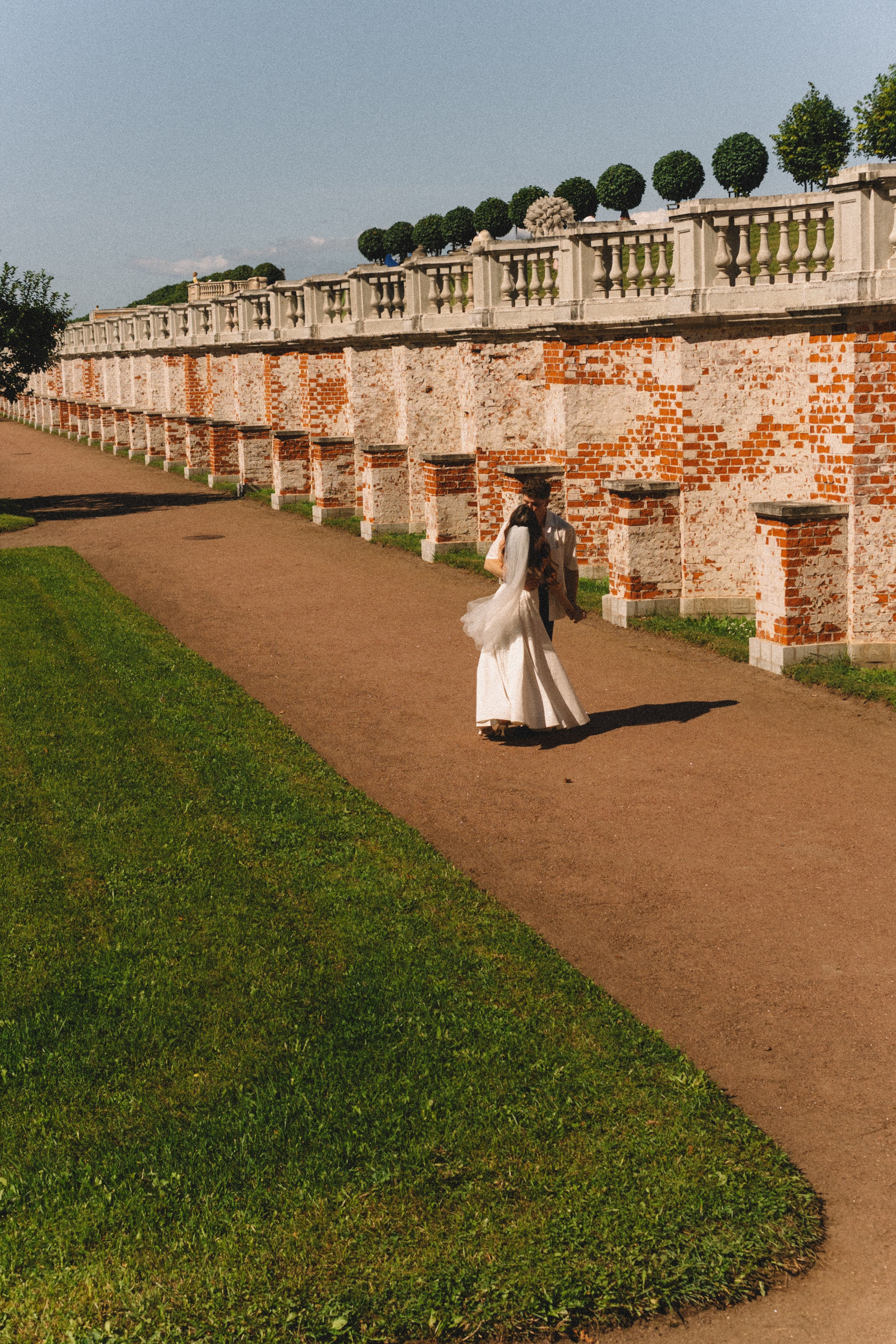СВАДЕБНАЯ СЬЕМКА В ПЕТЕРГОФЕ И СЬЕМКА РЕПОРТАЖА В ЗАГСЕ ПЕТЕРГОФА. Профессиональный фотограф, Санкт-Петербург — Виктория Богомолова