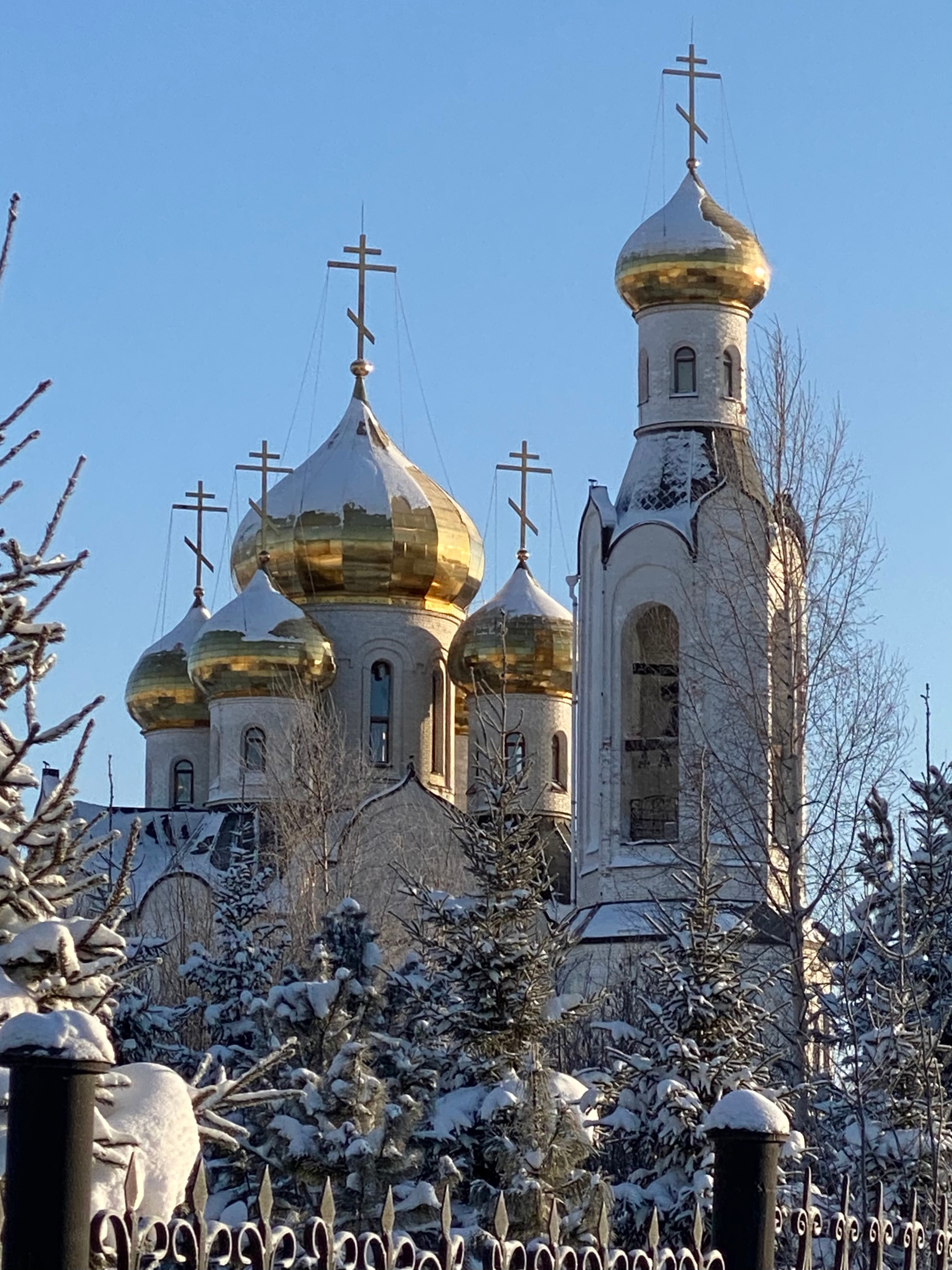 Съемки в храме. Семейный и церковный фотограф в Нефтеюганске