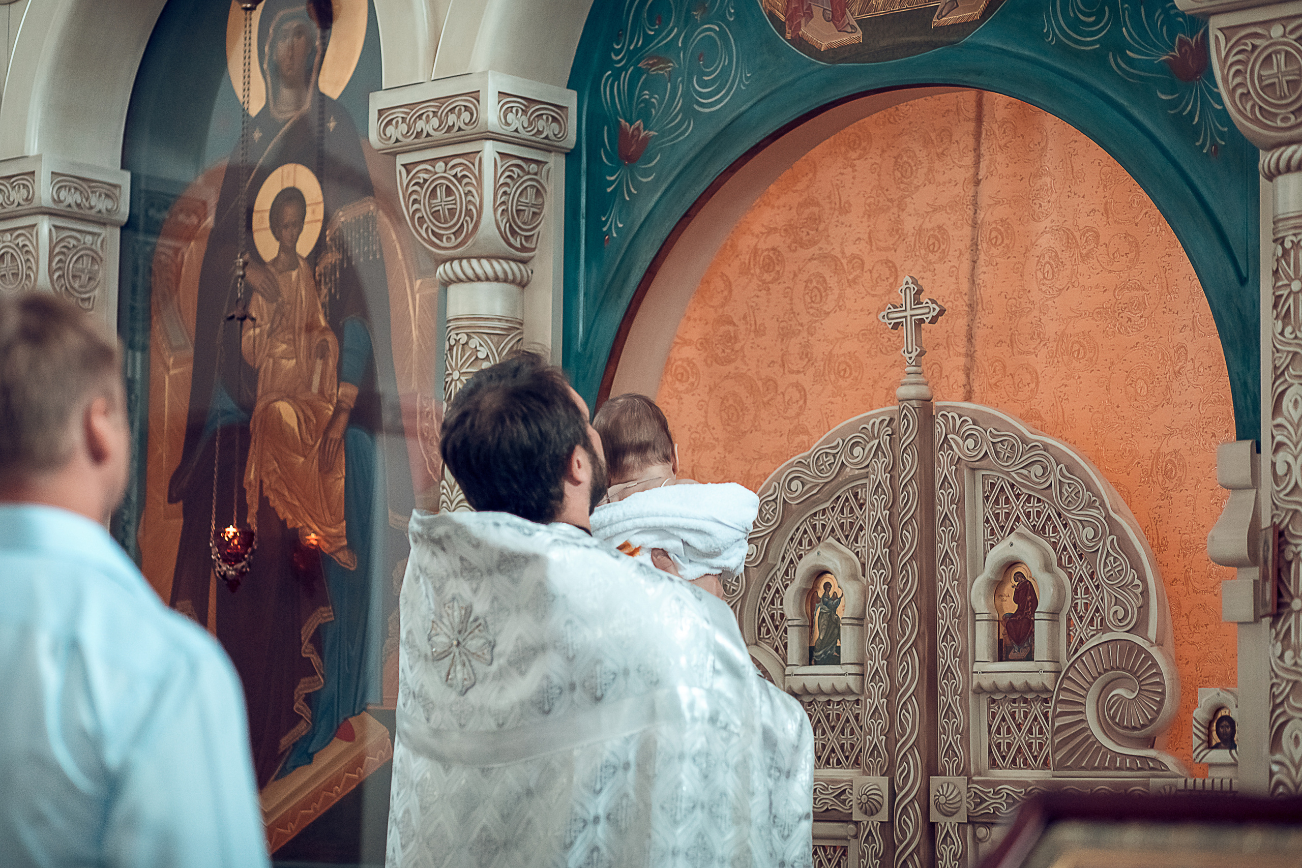 Съемки в храме. Семейный и церковный фотограф в Нефтеюганске