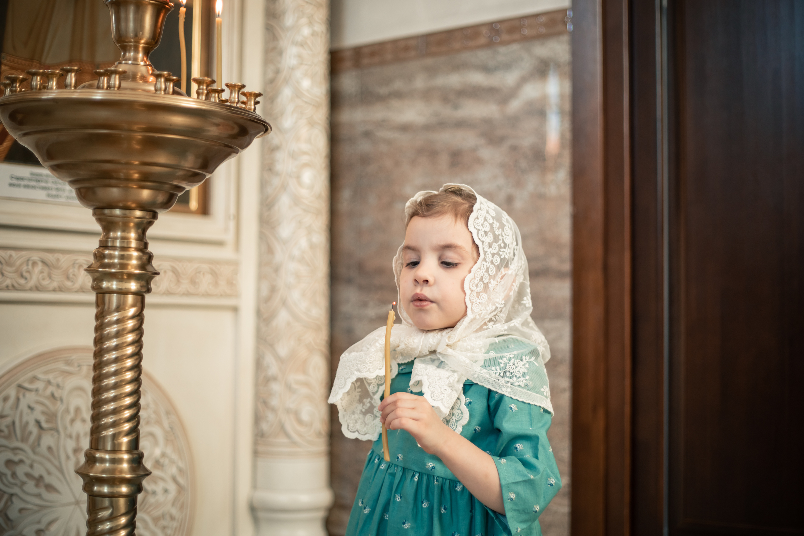 Съемки в храме. Семейный и церковный фотограф в Нефтеюганске