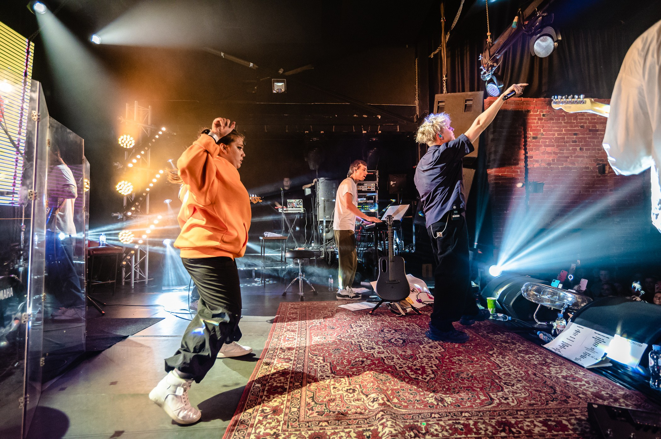 Ваня Дмитриенко Екатеринбург Концерт Фабрика. Репортажный и концертный фотограф Алексей Патентный в Екатеринбурге