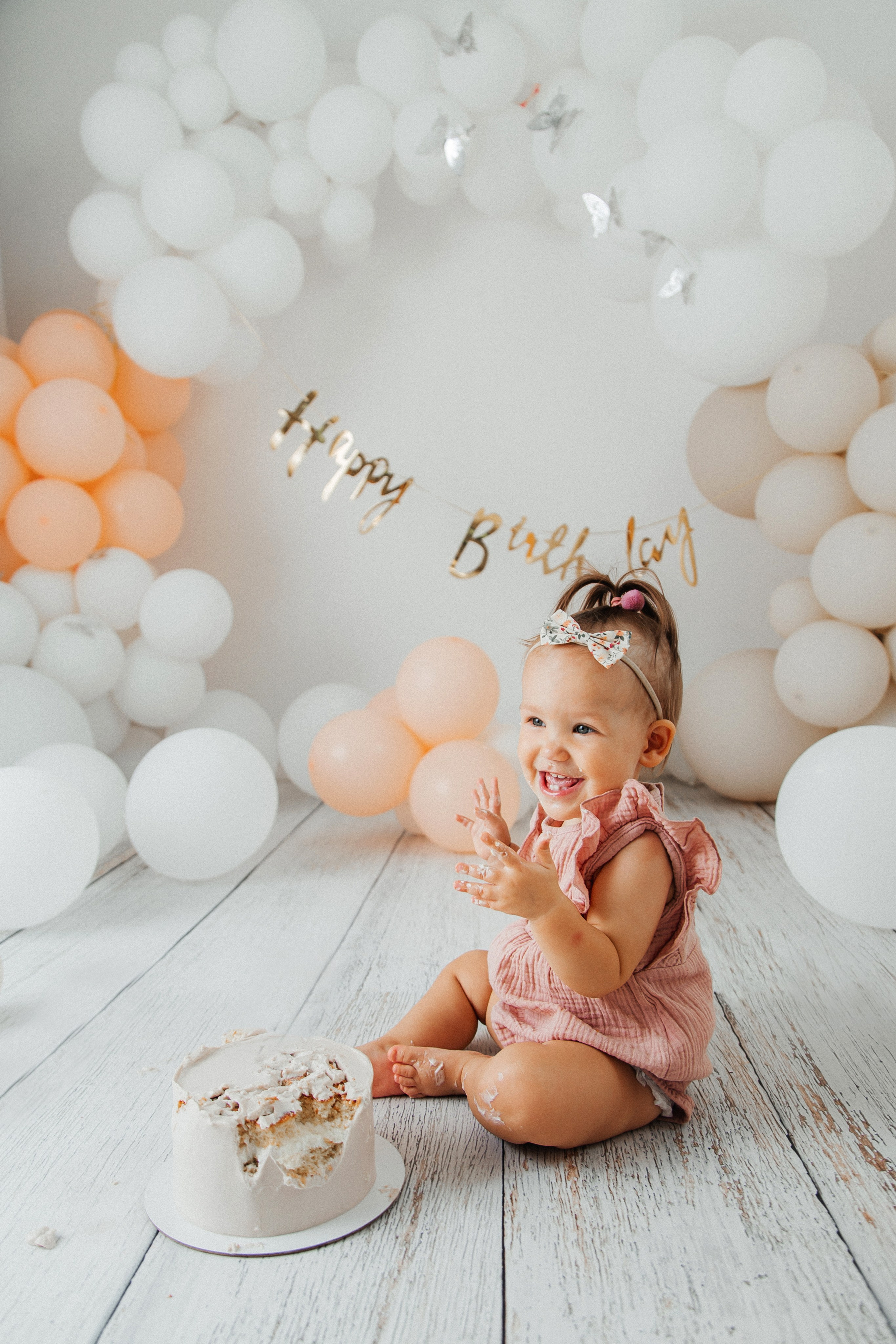 Зоны с шарами. Фотограф новорождённых Екатерина Боброва. Ульяновск