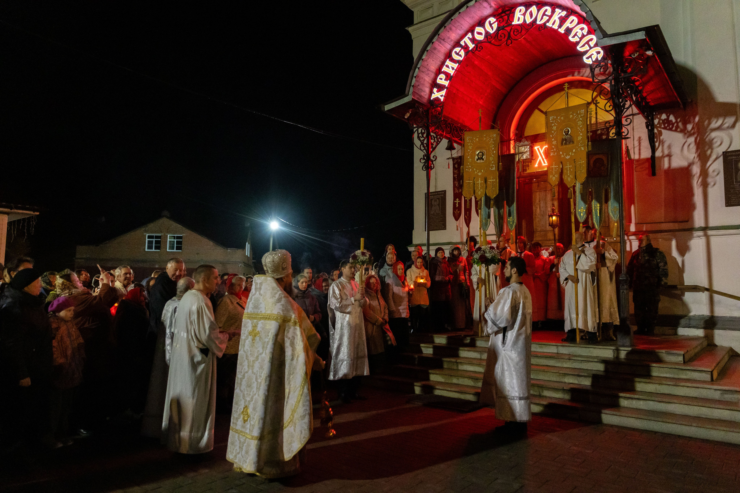 Пасха Воскресенский храм с Ашитково. Семейный и детский фотограф Анна Петракова