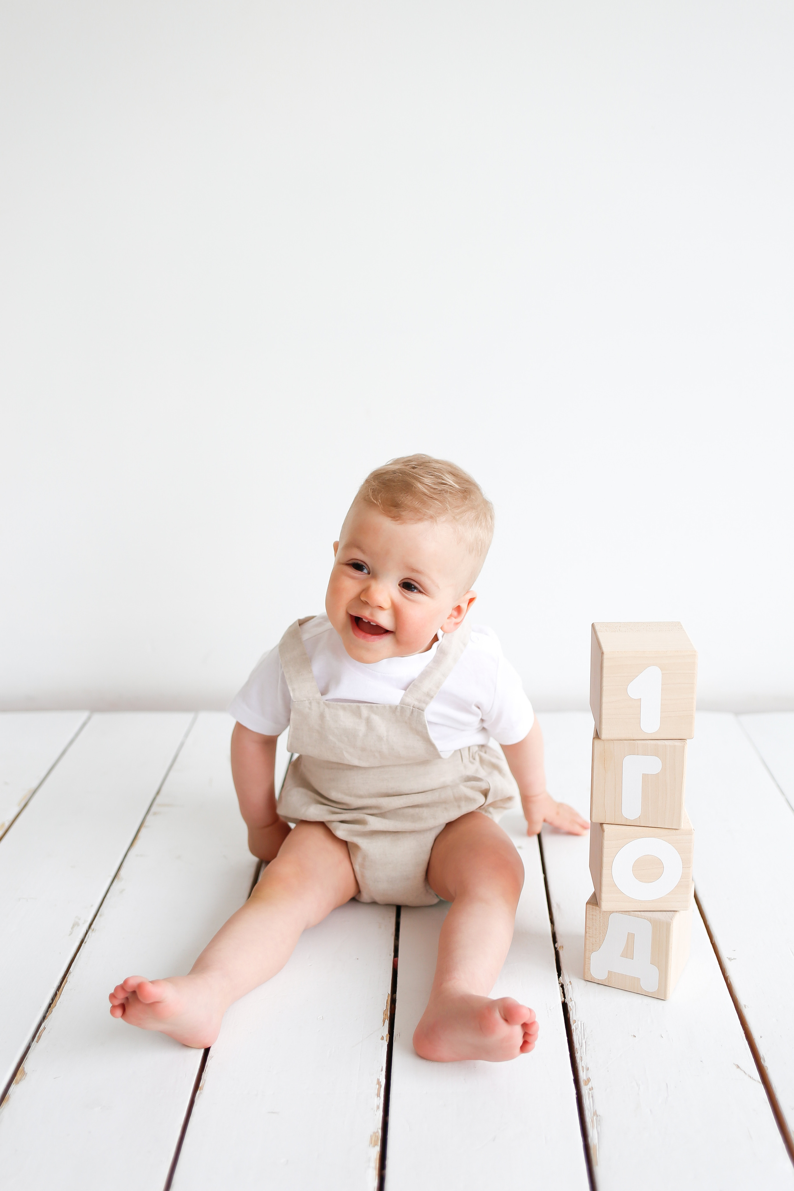 Крушение тортика на один годик. Детский и семейный фотограф Санкт-Петербург, фотосессия Спб