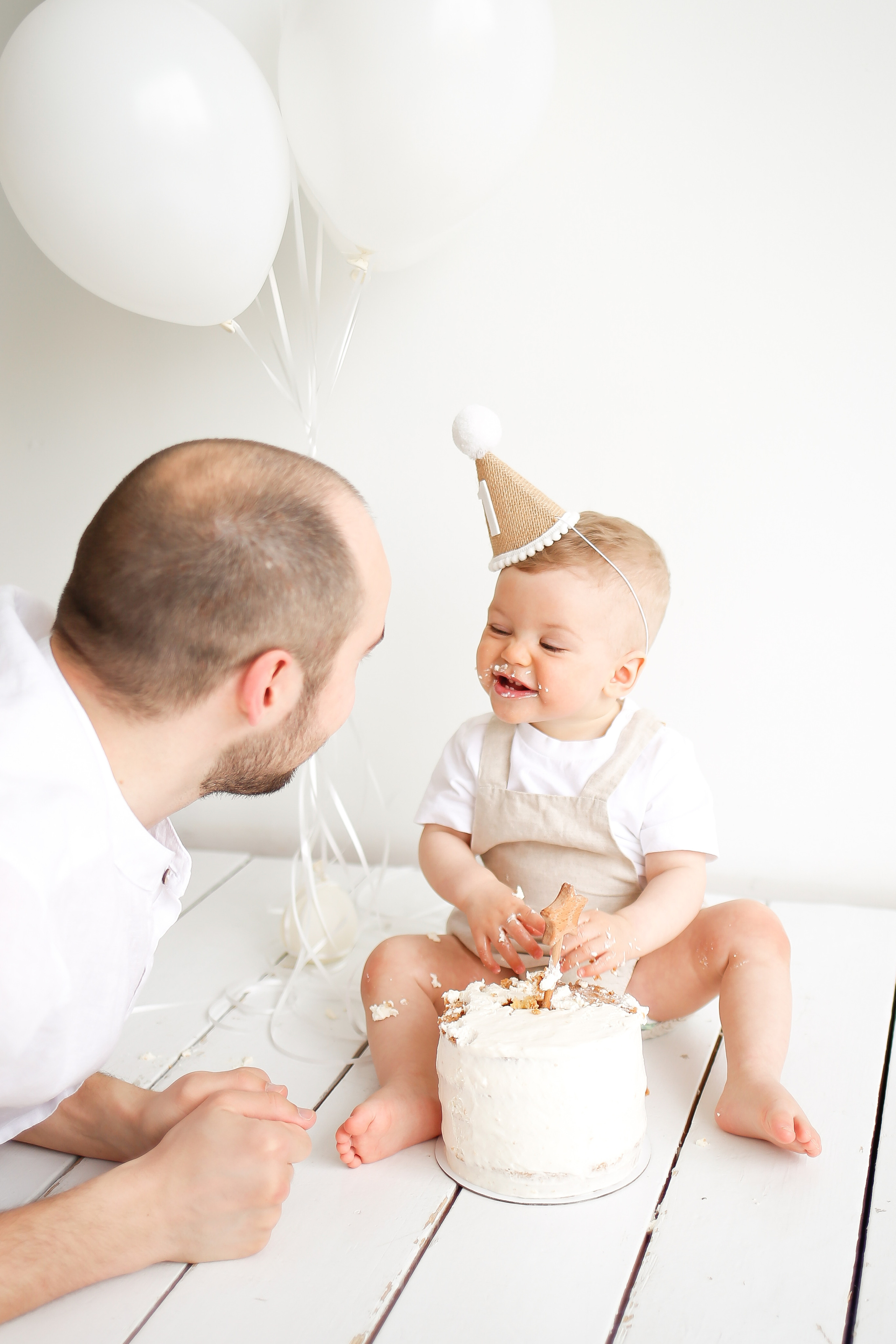 Крушение тортика на один годик. Детский и семейный фотограф Санкт-Петербург, фотосессия Спб