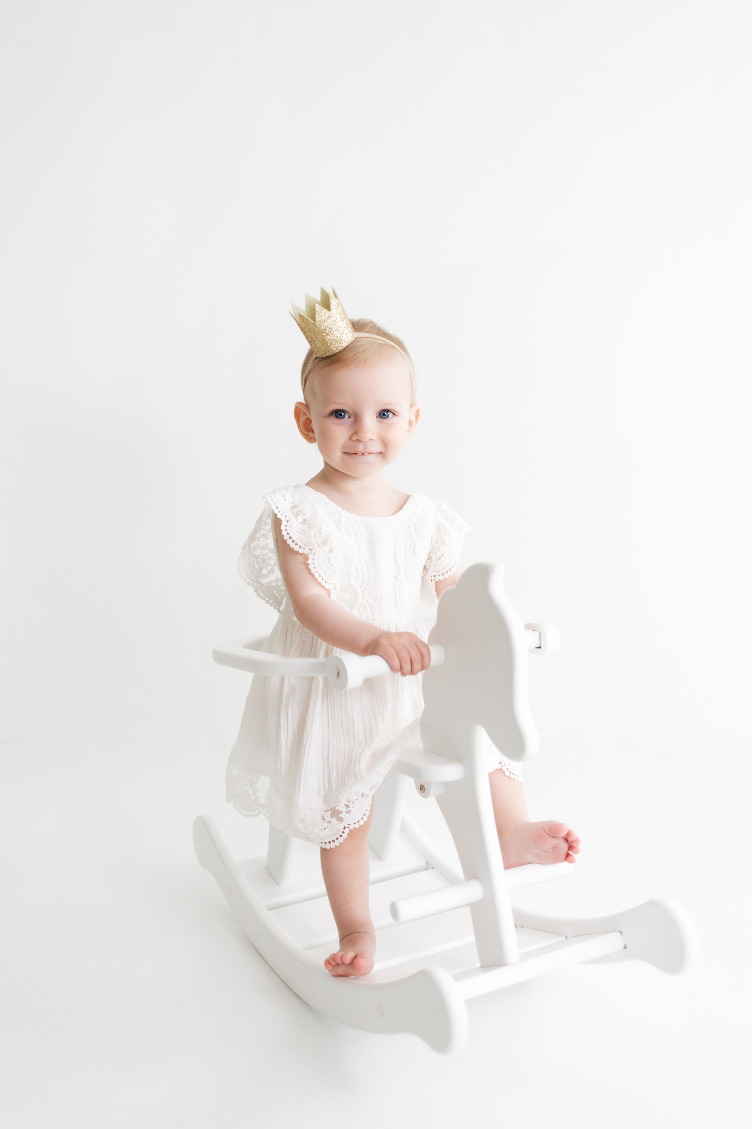 Крушение тортика и фотосессия купание в ванночке