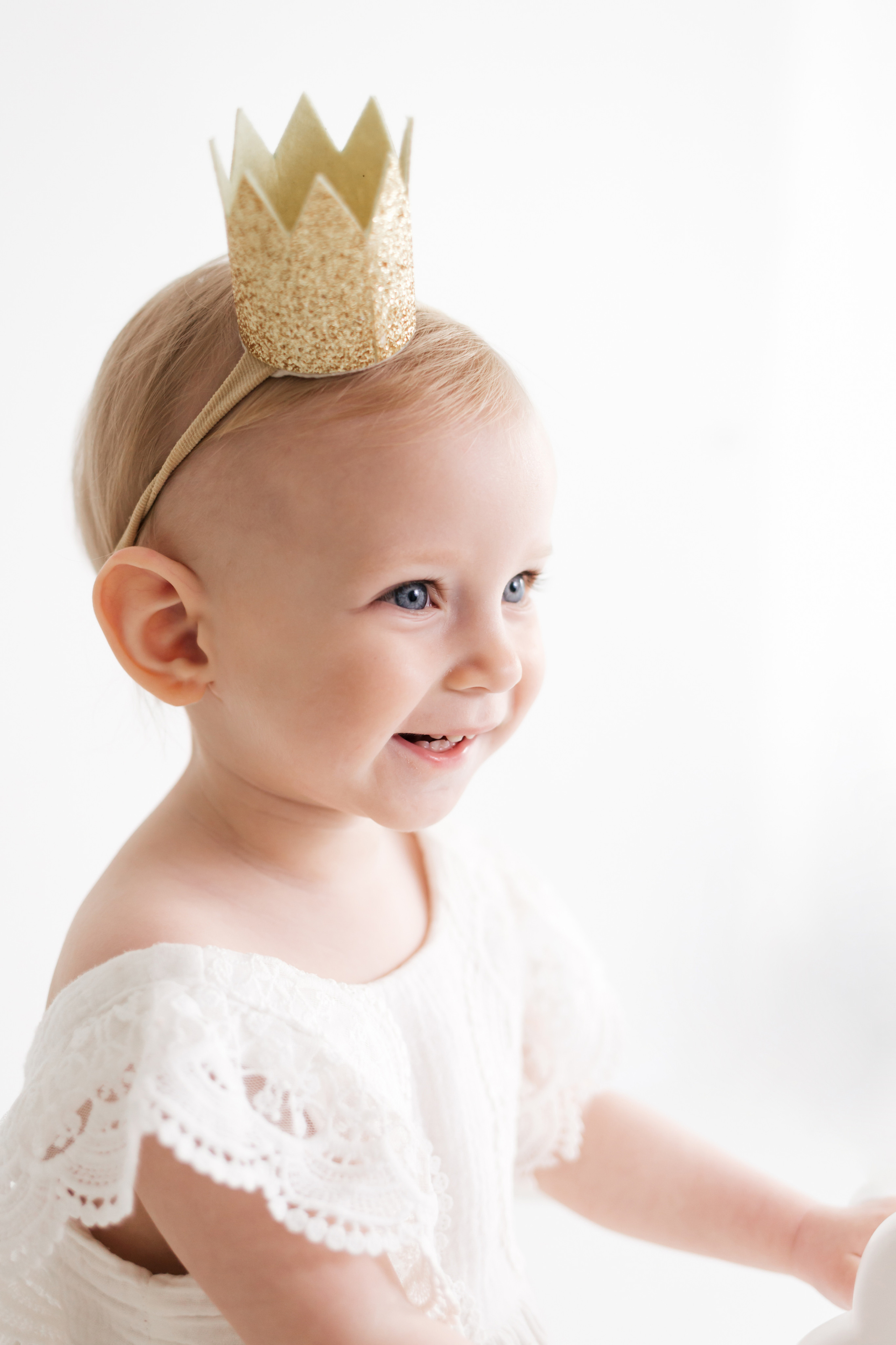 Крушение тортика и фотосессия купание в ванночке