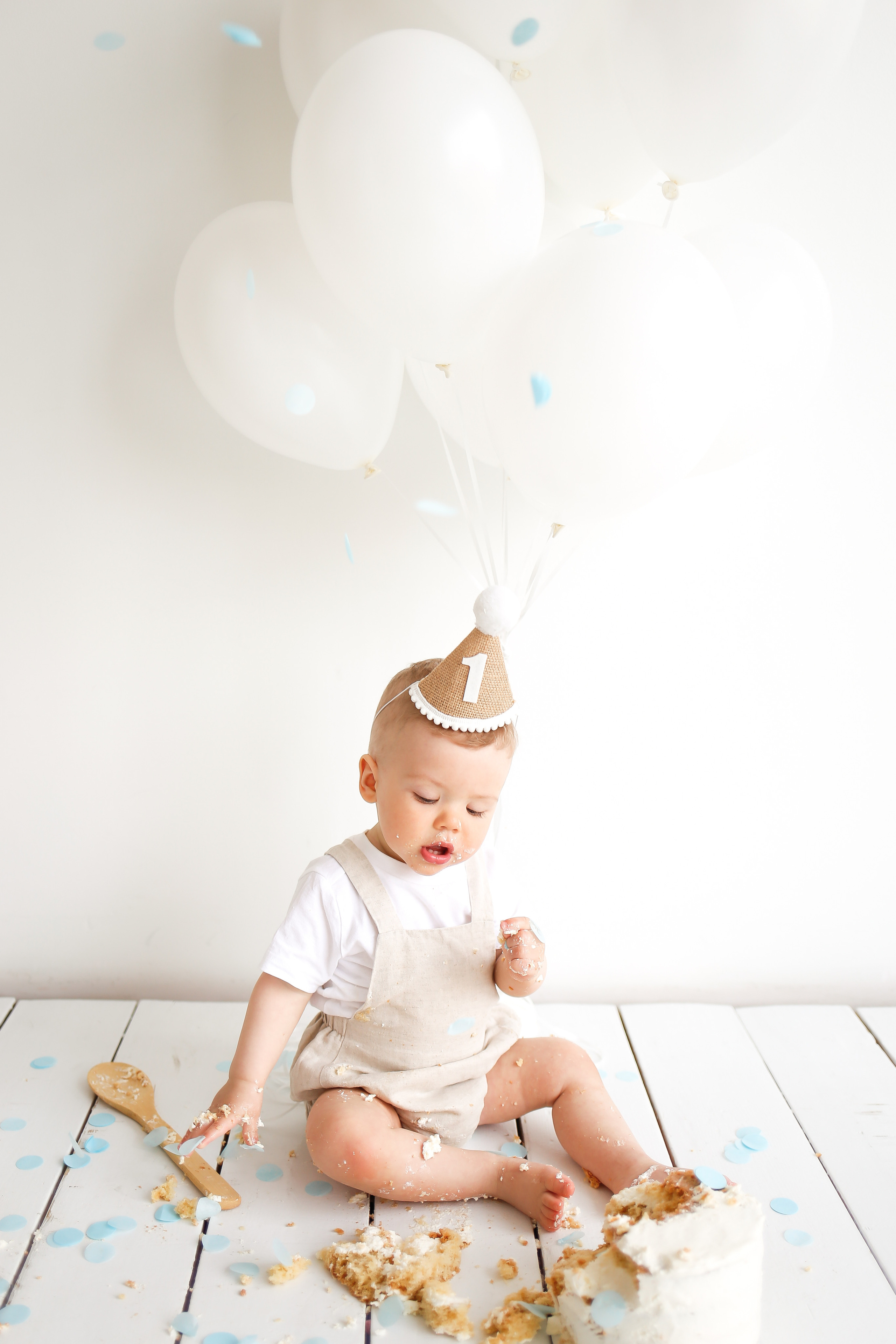 Крушение тортика на один годик. Детский и семейный фотограф Санкт-Петербург, фотосессия Спб