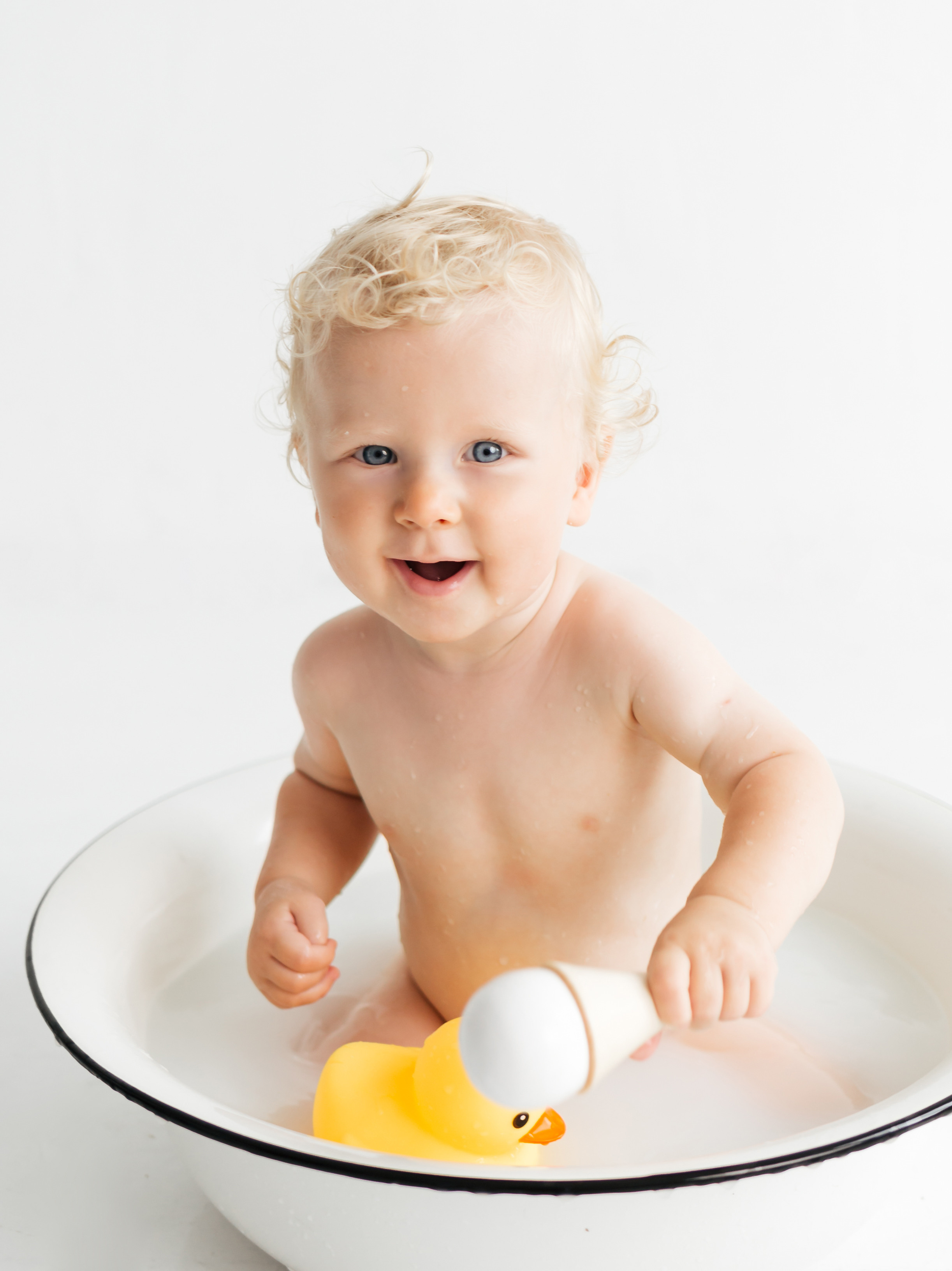 фотосессия крушение тортика, фотосессия на один годик, детский фотограф Спб