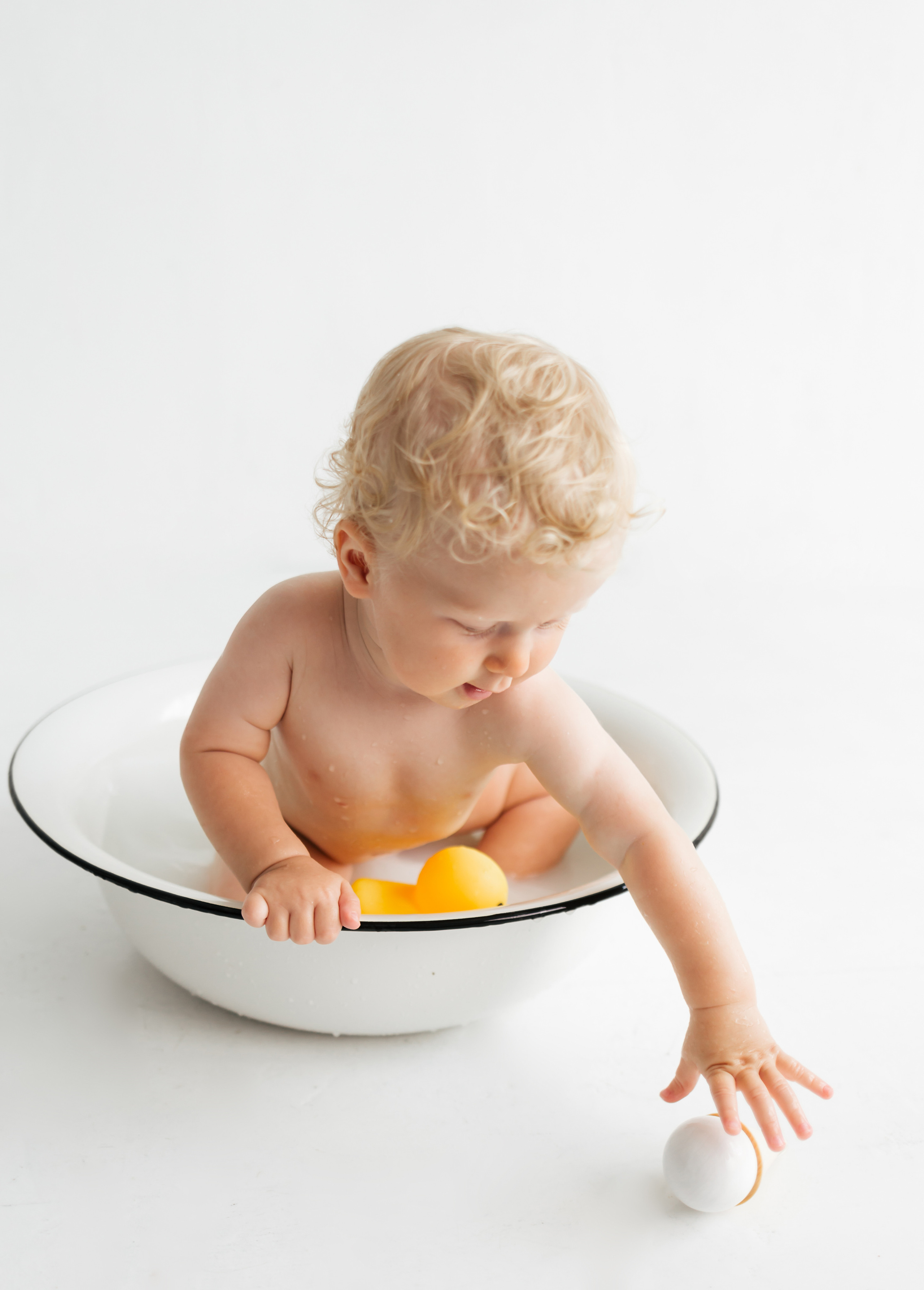 фотосессия крушение тортика, фотосессия на один годик, детский фотограф Спб