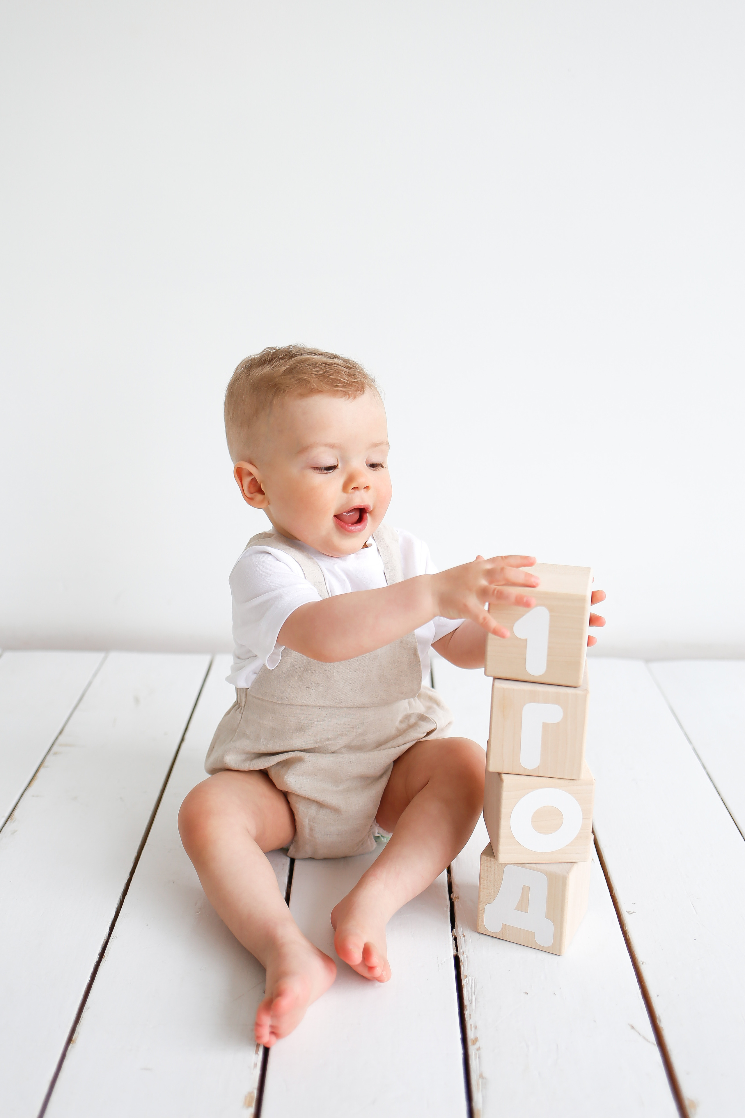 Крушение тортика на один годик. Детский и семейный фотограф Санкт-Петербург, фотосессия Спб