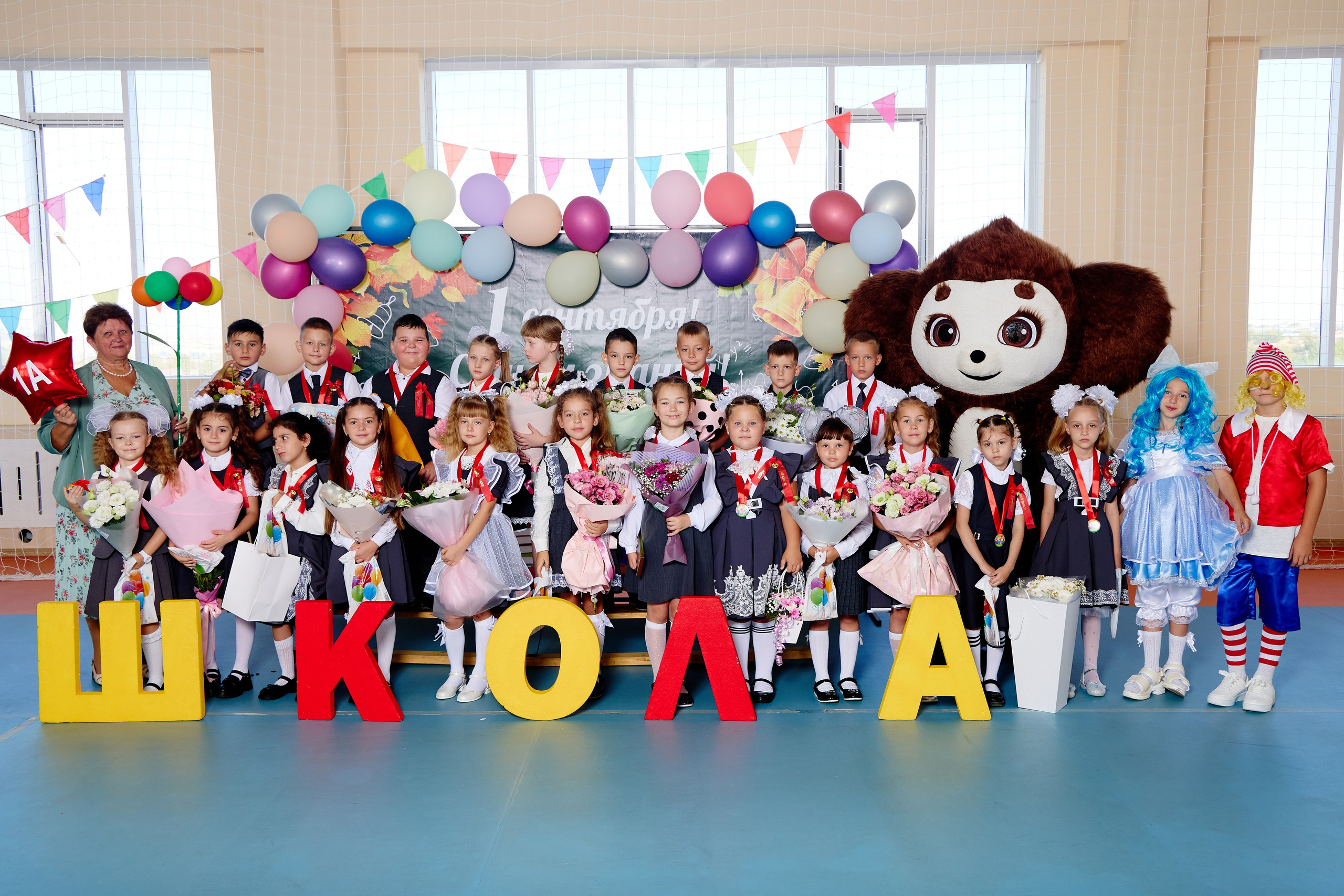 Съемка на 1 сентября. Фотограф Выпускные альбомы Таганрог Сергей Коробченко