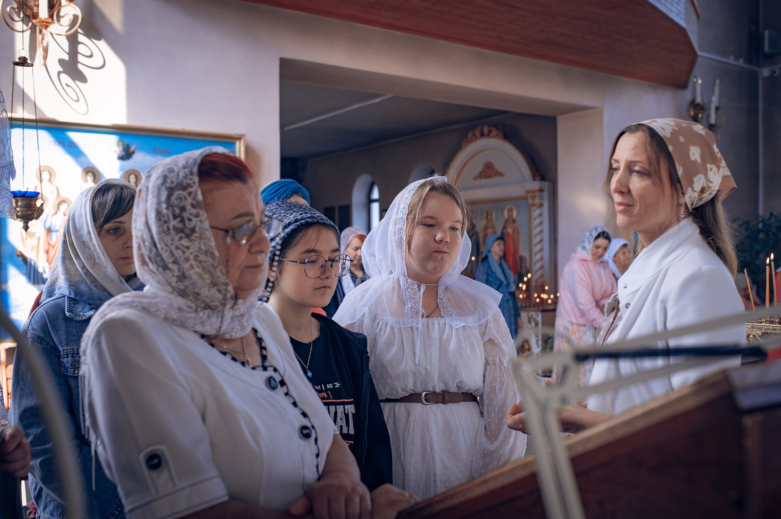 Воскресная служба в Рождественско-Николаевском храме. Фотографы крещения/венчания  Красноярск Татьяна и Вячеслав Переваловы
