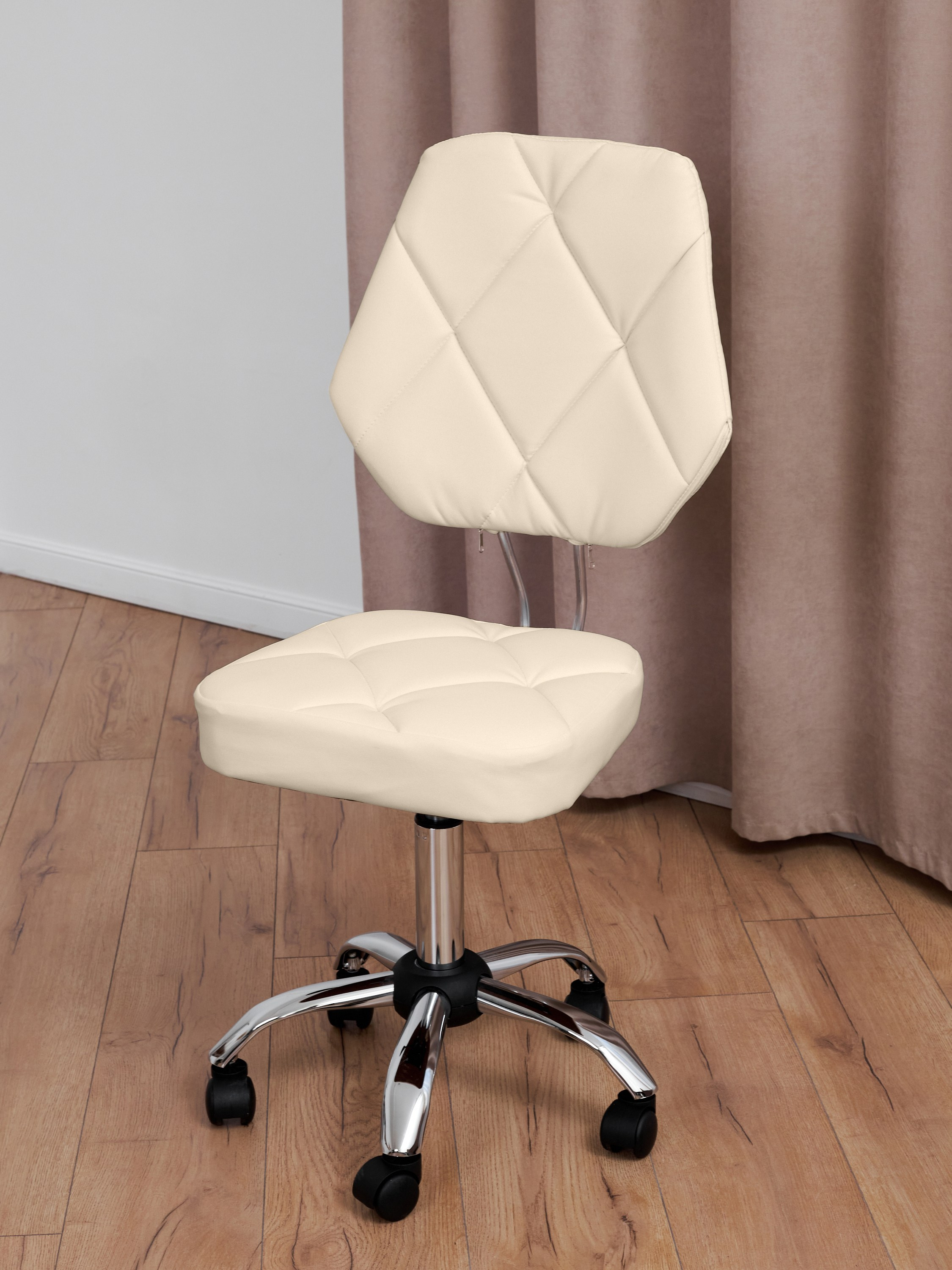 Фотосъемка мебели Екатеринбург для бизнеса кресла производство шоурум интерьерная съемка Екб фотограф предметов заказать цена каталог. Фотограф Екатеринбург Анастасия Жерновская | Маркетплейсы и нейрофото