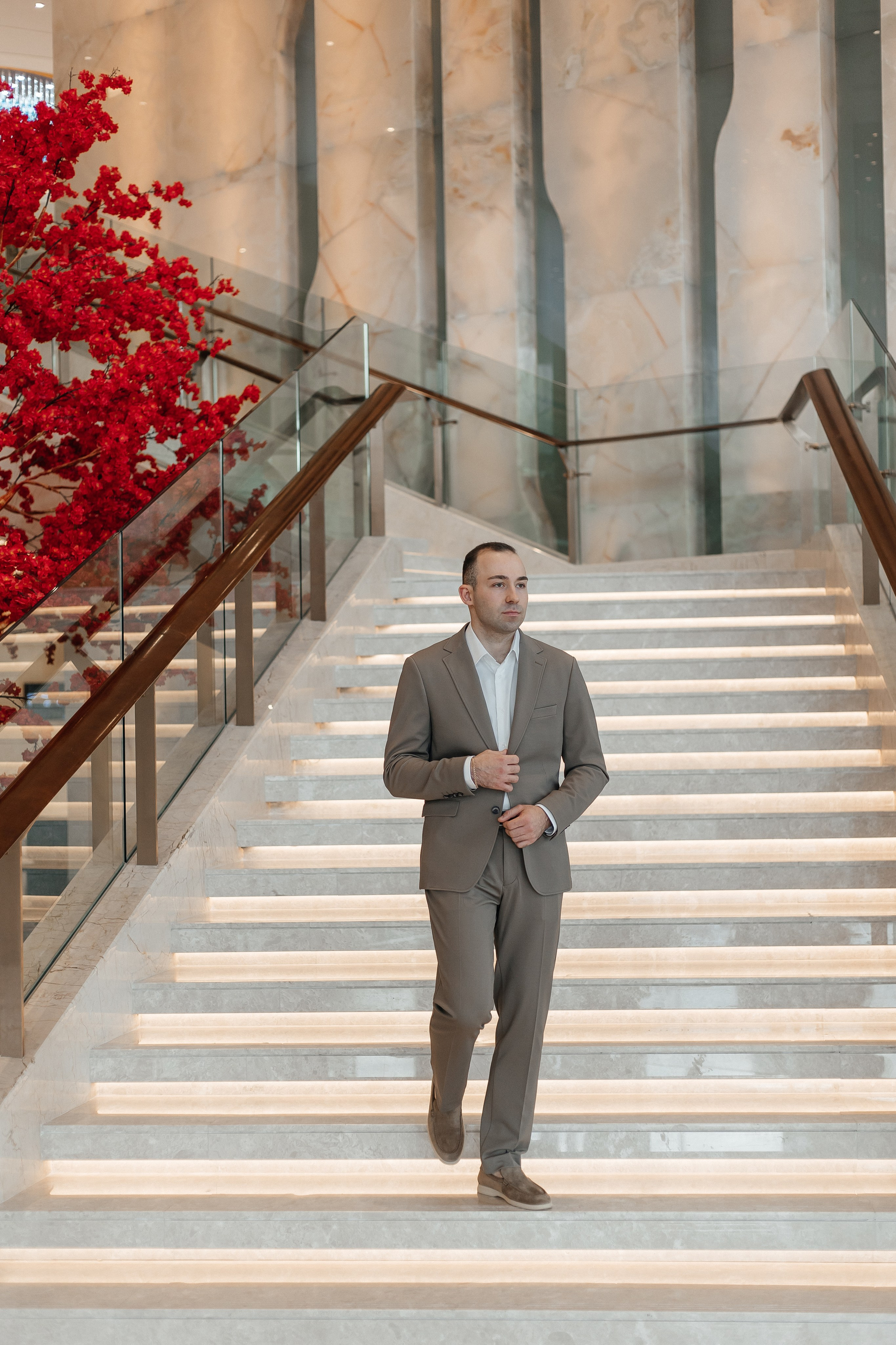 Свадебная фотосессия в отеле Солюкс в Москве