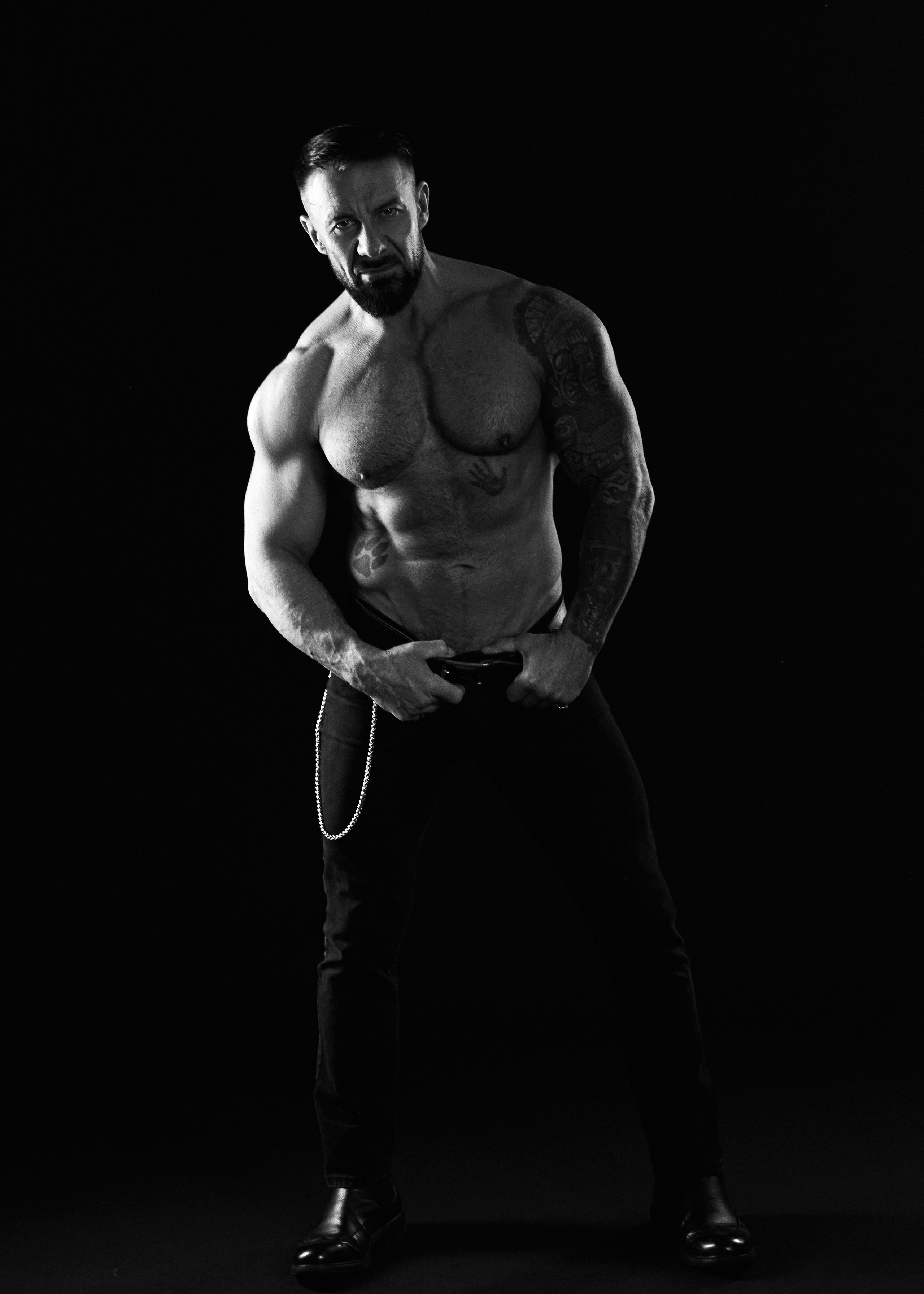 Черно-белая художественная фотосессия в Калуге. Фотограф Регина Барская, Калуга