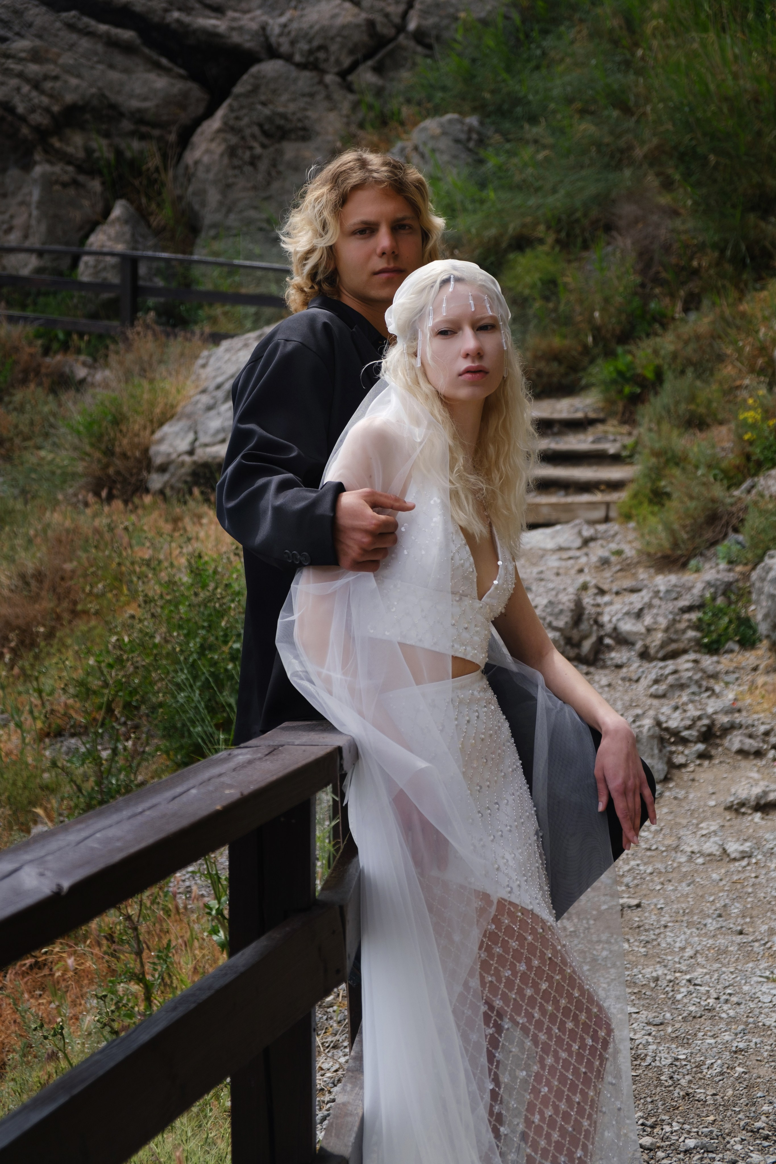 Свадебная фотосессия на Тропе Глицина Судак. Свадебный фотограф и видеограф в Крыму! Ваш день будет незабываемым!