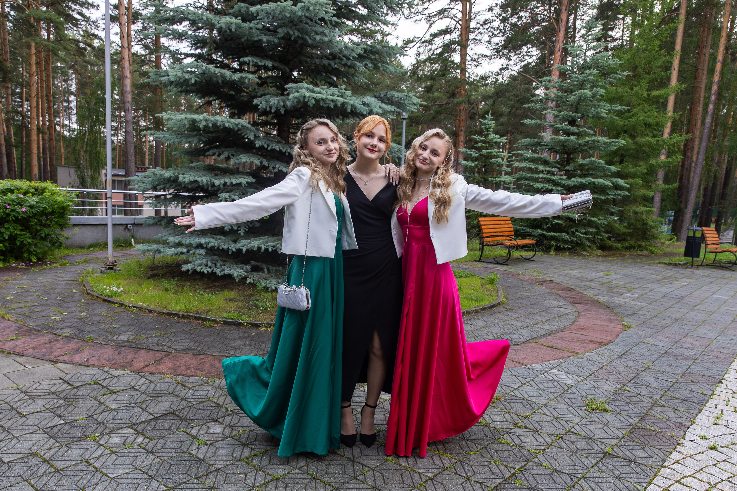 Фото и видео на выпускной в школе и детском саду. Свадебный, семейный видеограф и фотограф в Екатеринбурге Николай Рыков