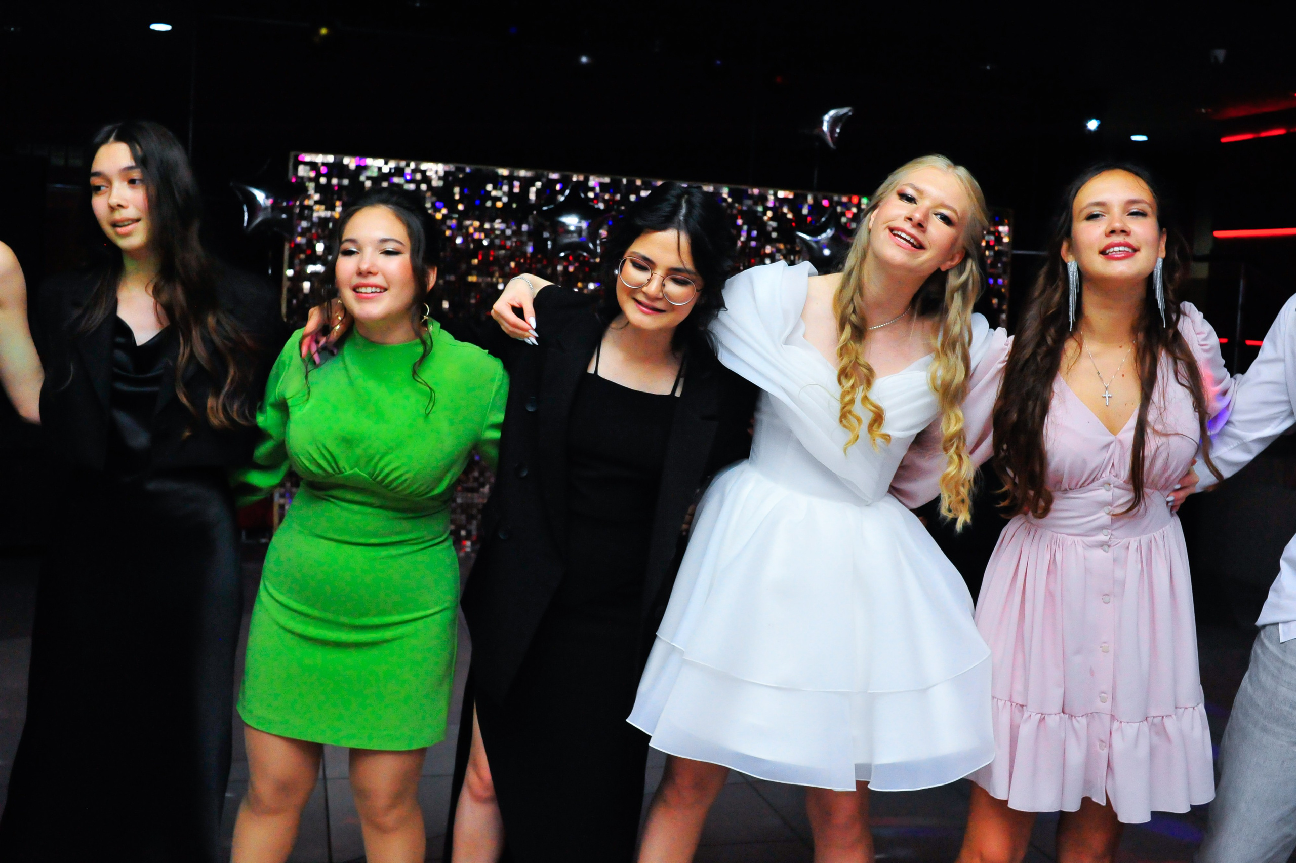 Выпускной 11б Гимназия 53. Фотограф Магнитогорск Данил Семенов