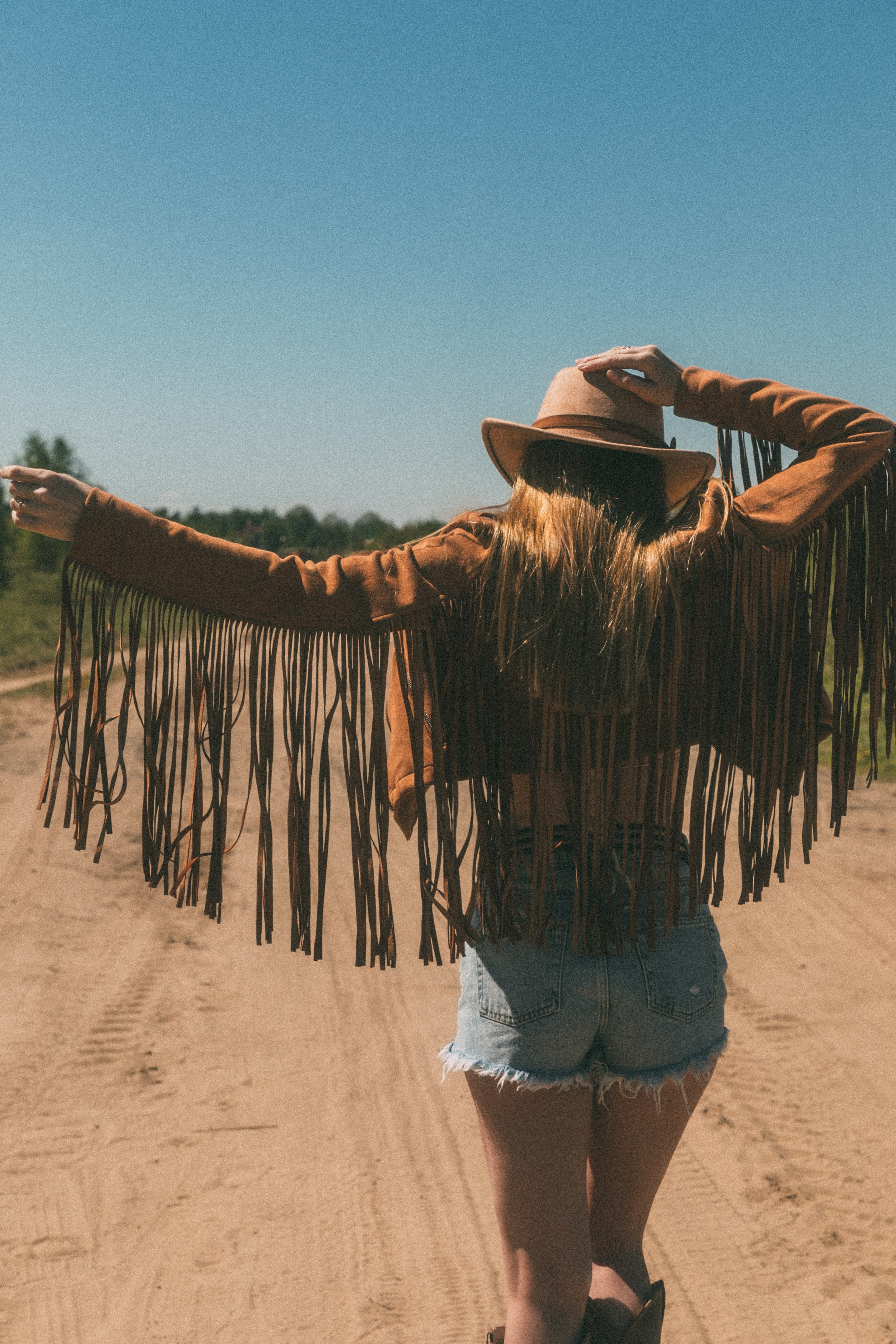 Улица & природа. Модель Москва каталожная и творческая съемка Anna Antlers