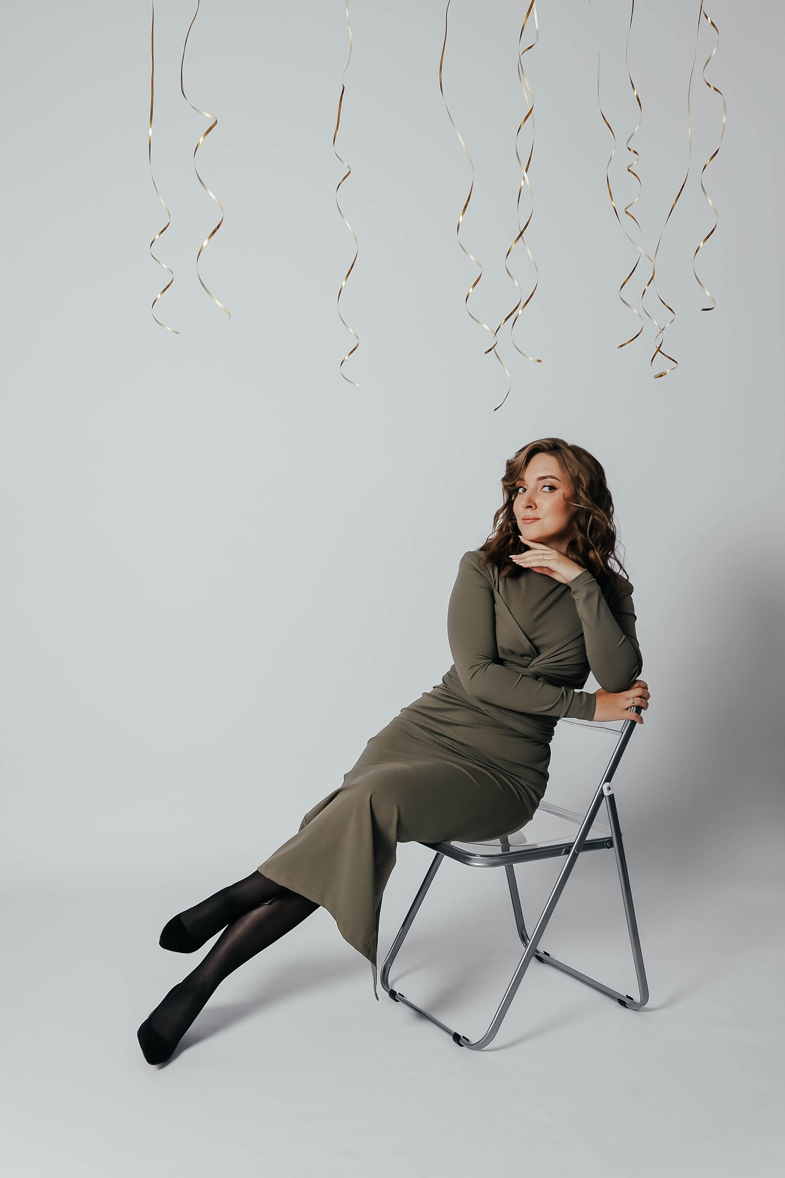 Белый фон цветная. Фотостудия без фотографа в Мозыре «Селфи»