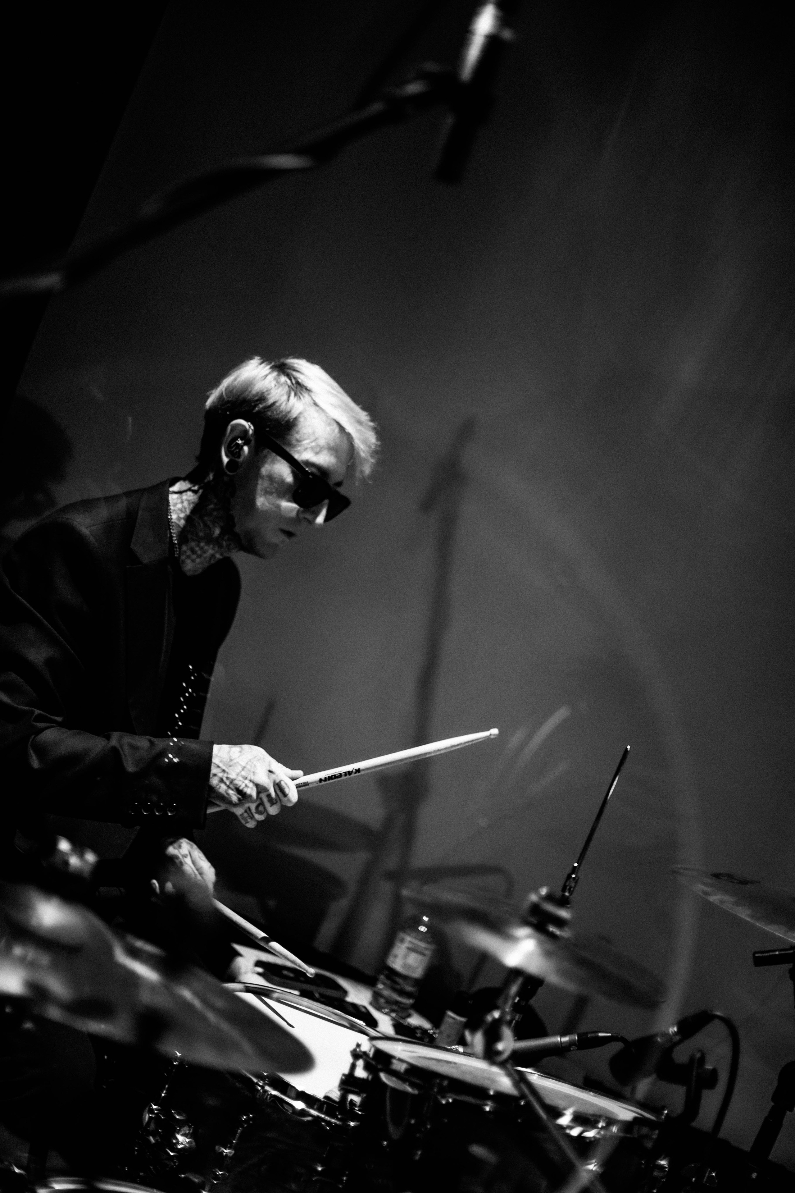 Рекорд. Герои нашего времени со струнным оркестром. Фотограф в Нижнем Новгороде