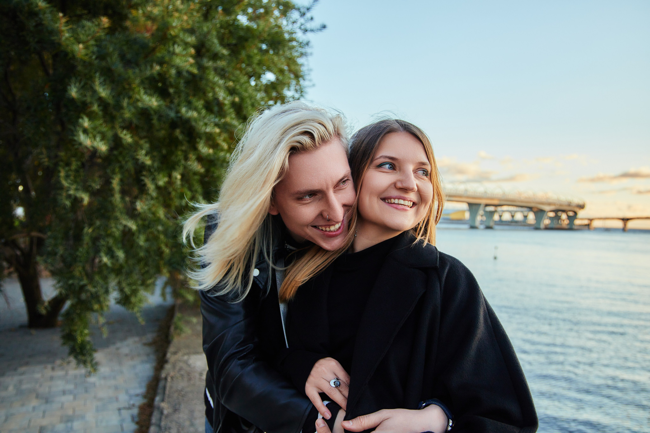 Полина и Рома, финский залив. Репортажный фотограф Алёна Кантемирова