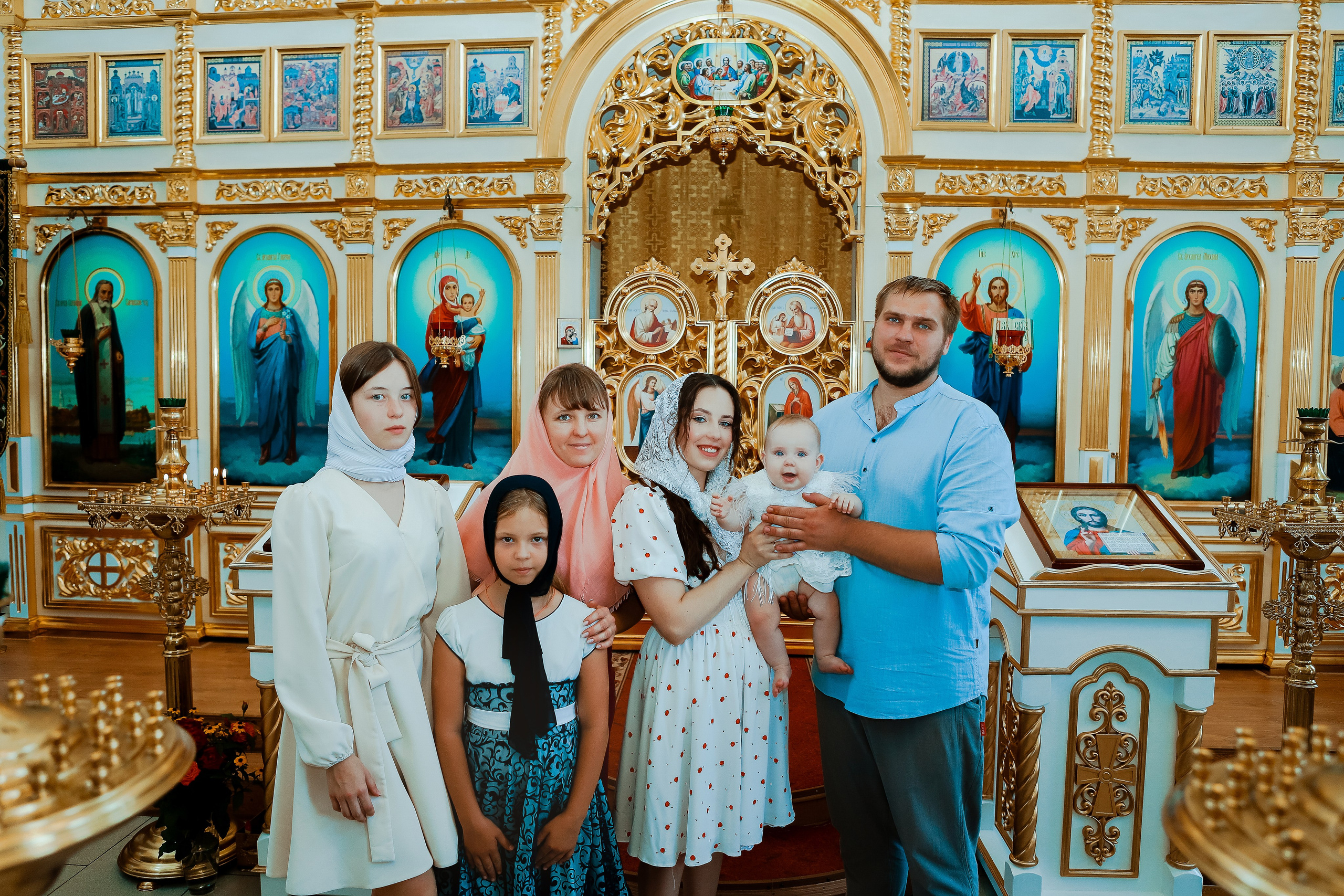Таинство Крещения Отца и Дочери. Свадебный фотограф Евгения Фролова г. Каменск-Шахтинский, Донецк, Ростов