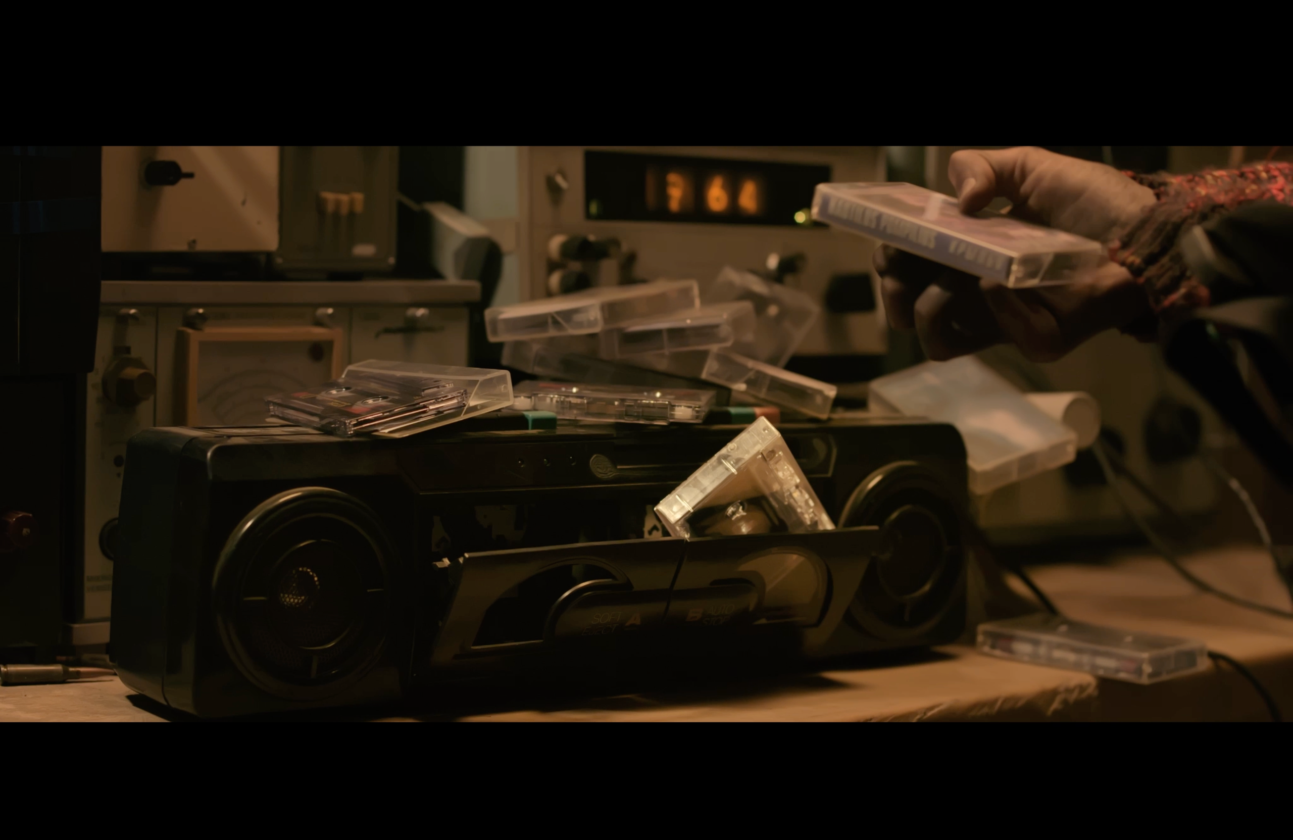 MEET SOMEONE / ВСТРЕТИТЬ ЧЕЛОВЕКА. DOP Yulia Popova