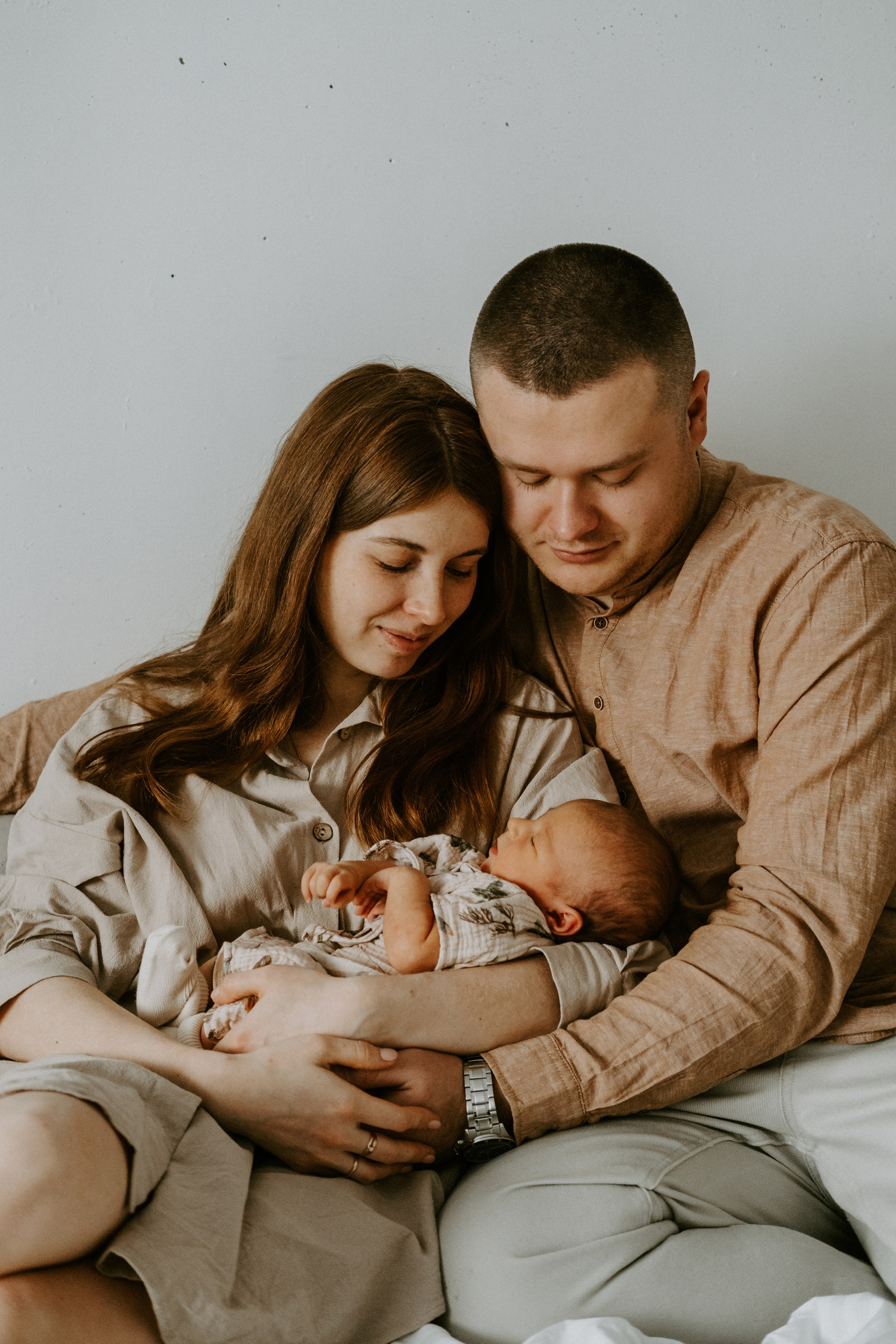 Фотосессия беременности в студии. Семейный фотограф в Москве Кристина Маркос