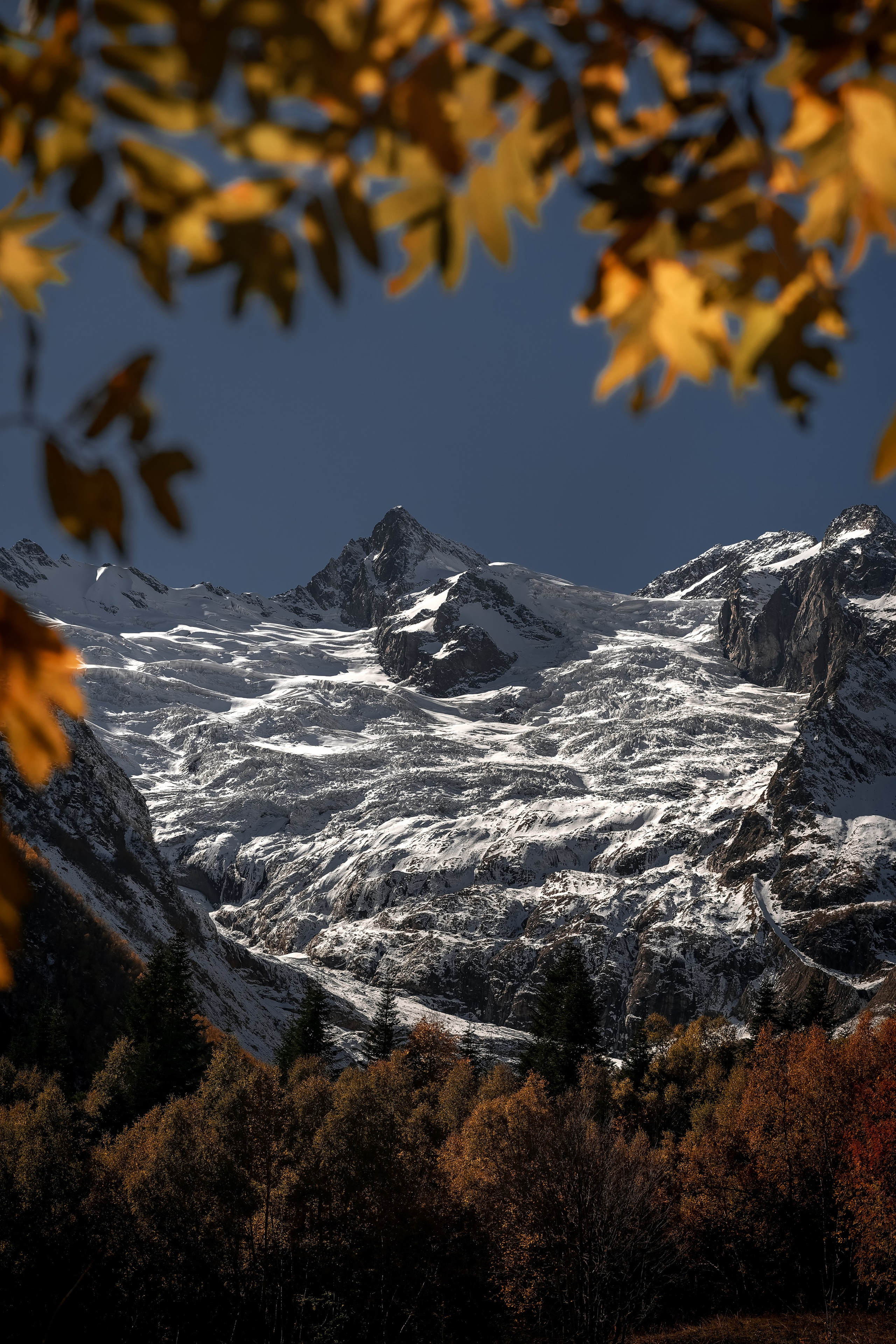 Поселок Домбай, лучшие пешие маршруты